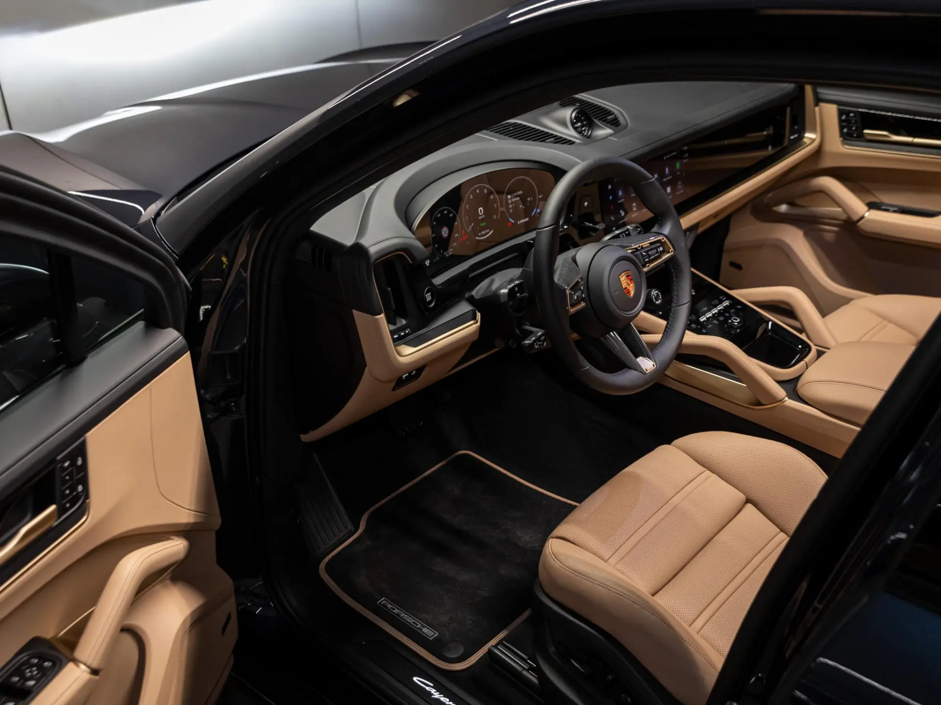 Cayenne E-Hybrid Black Edition