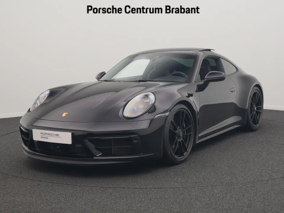 Porsche 911 Carrera 4 GTS