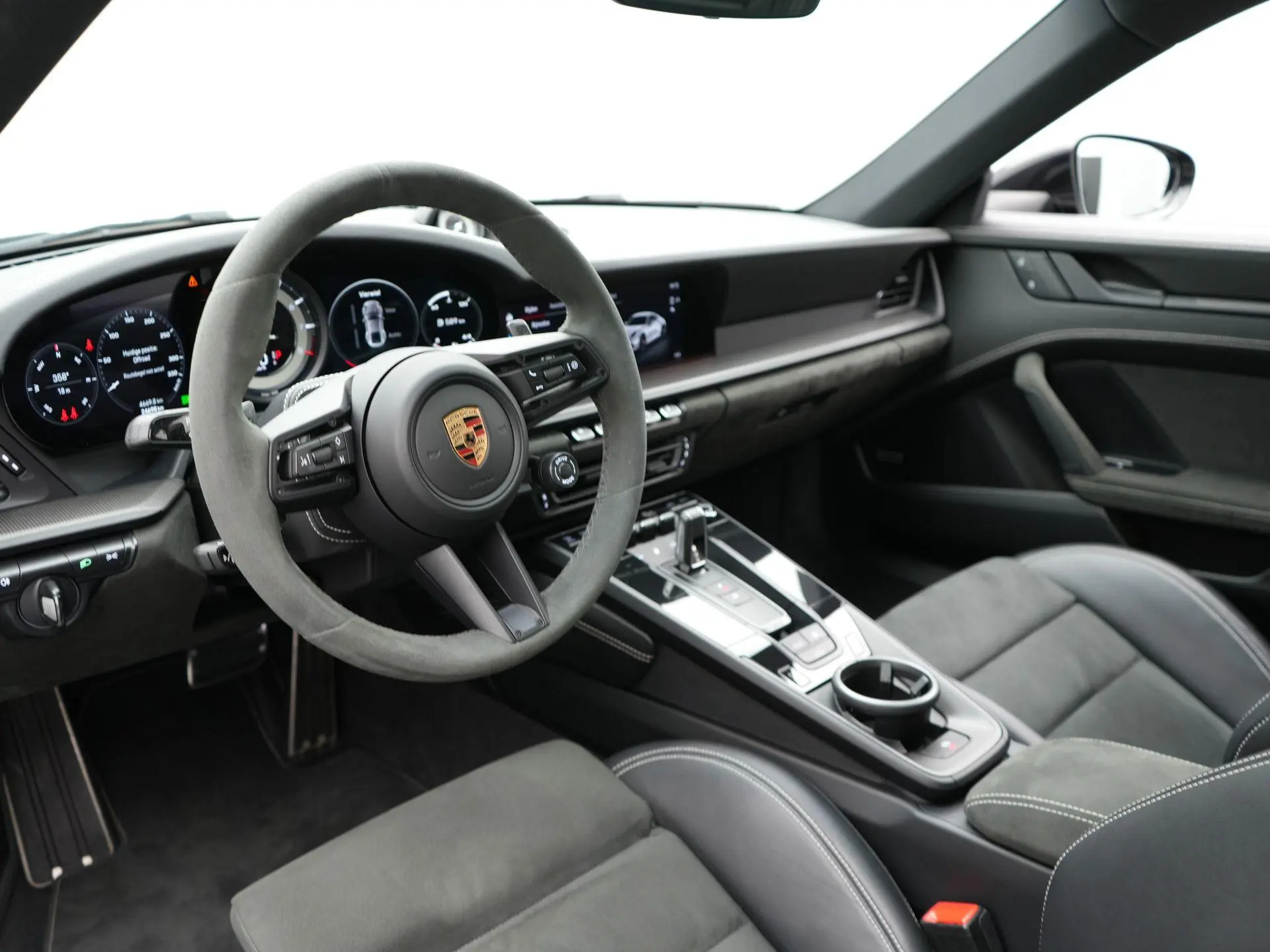 911 Carrera 4 GTS