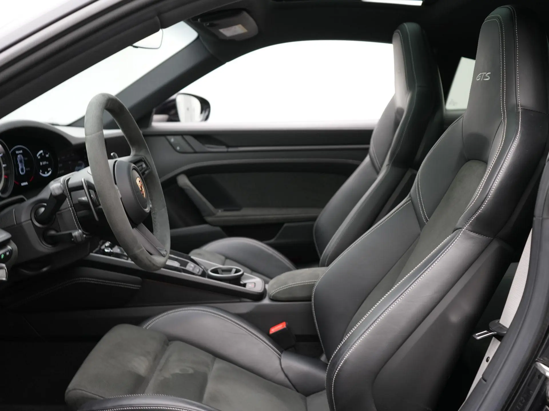 911 Carrera 4 GTS