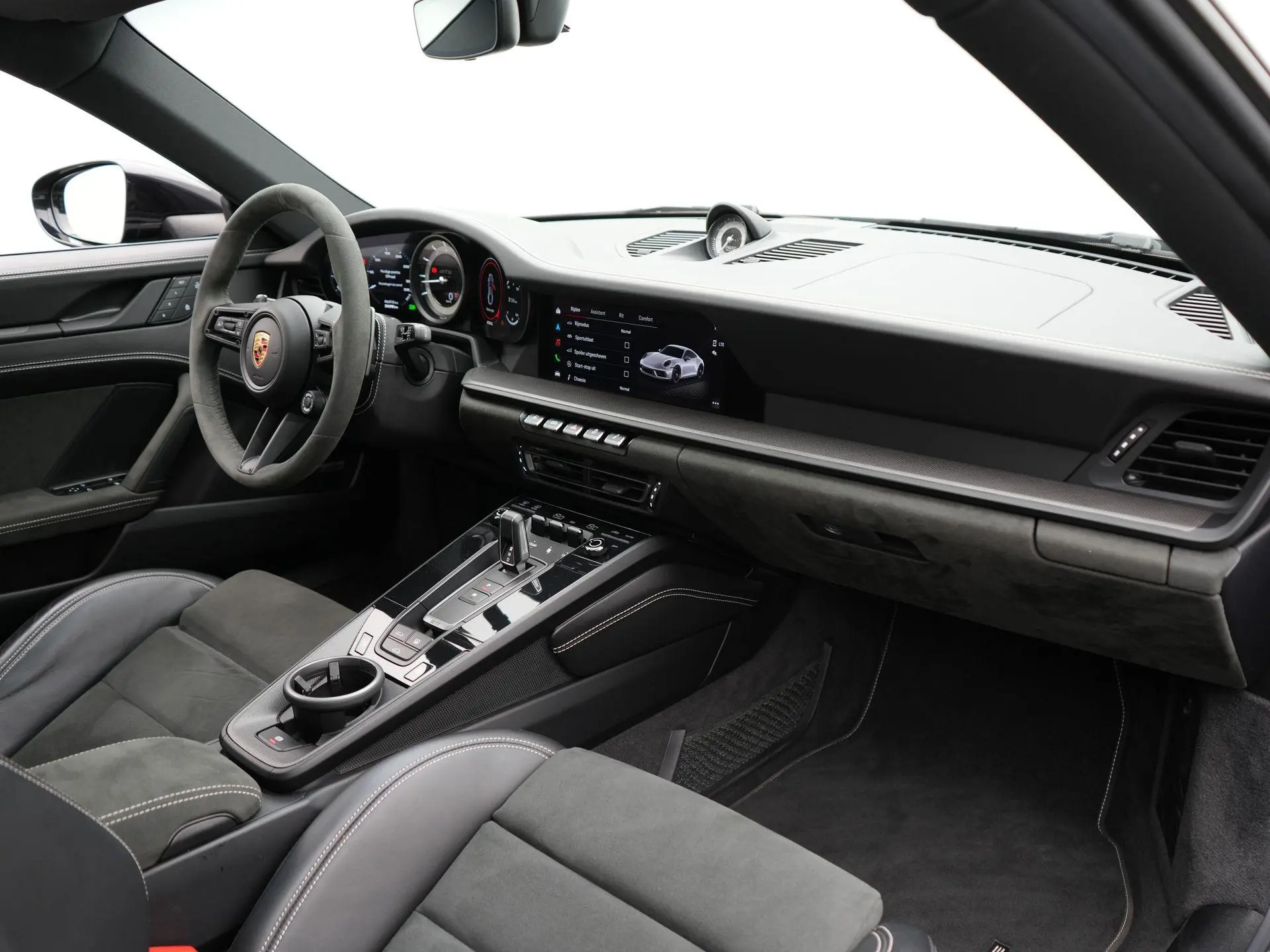 911 Carrera 4 GTS