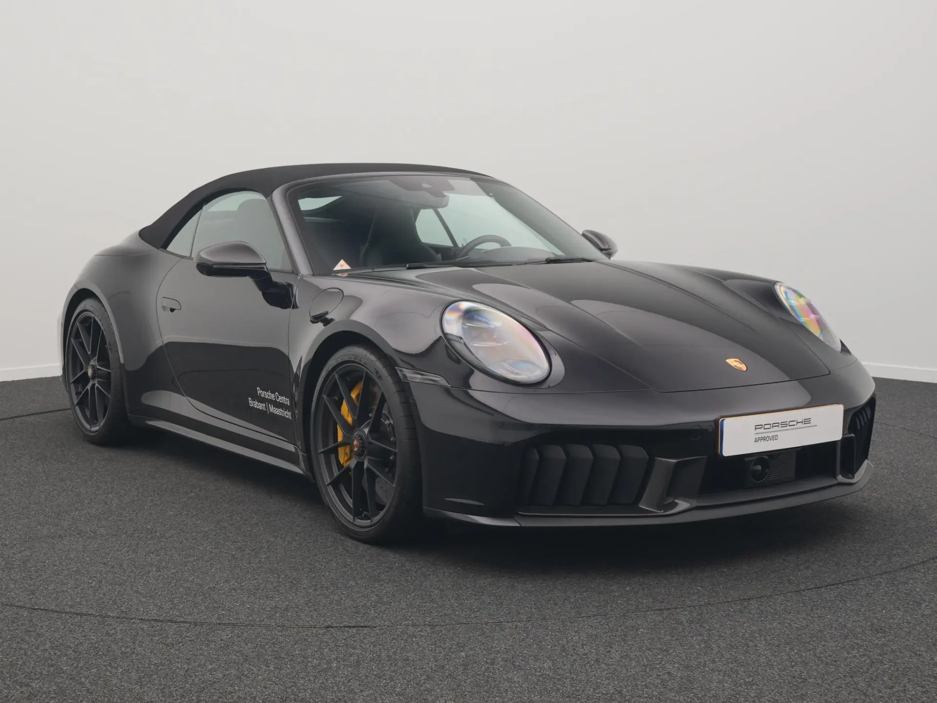 911 Carrera 4 GTS Cabriolet