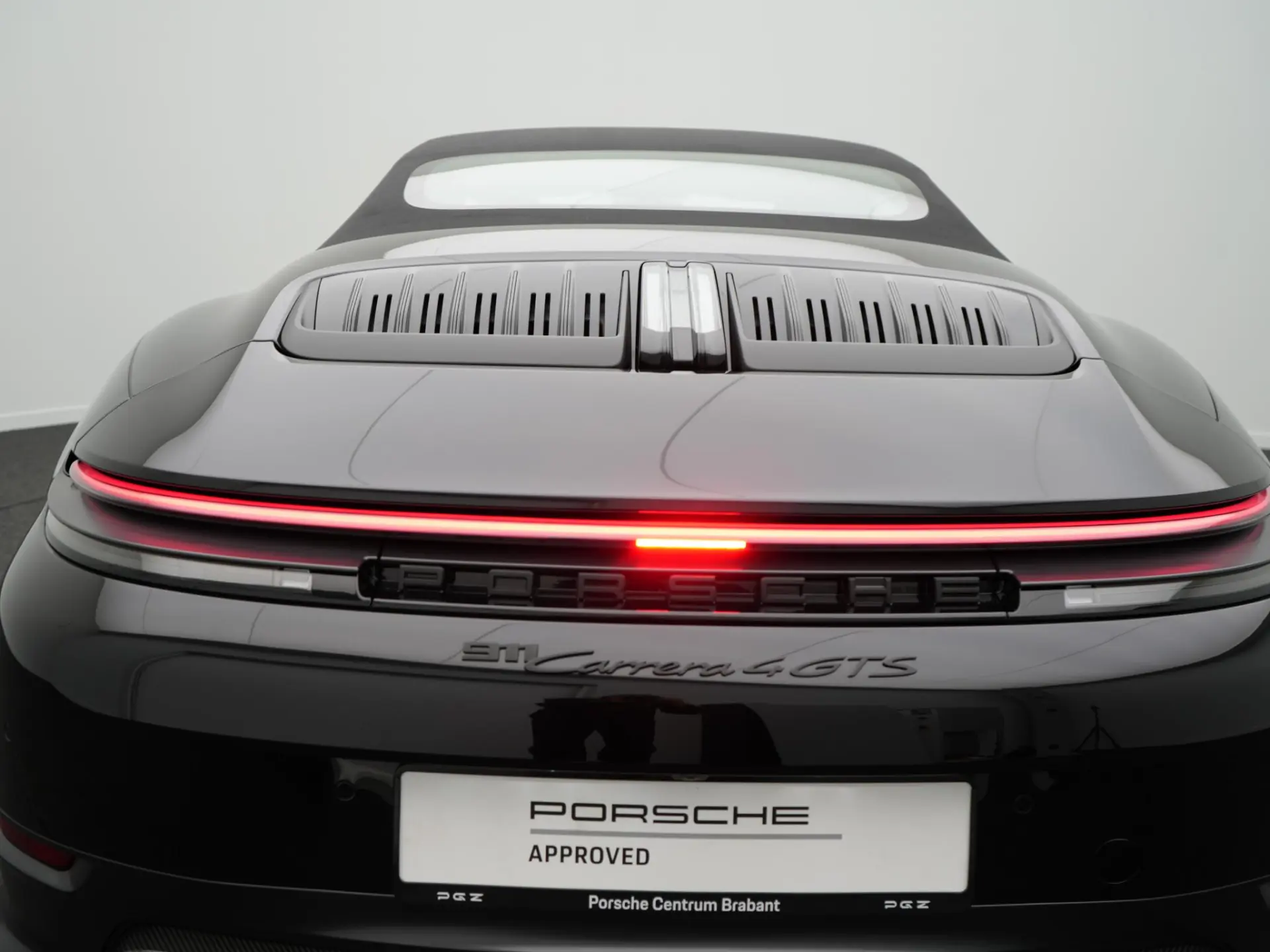 911 Carrera 4 GTS Cabriolet
