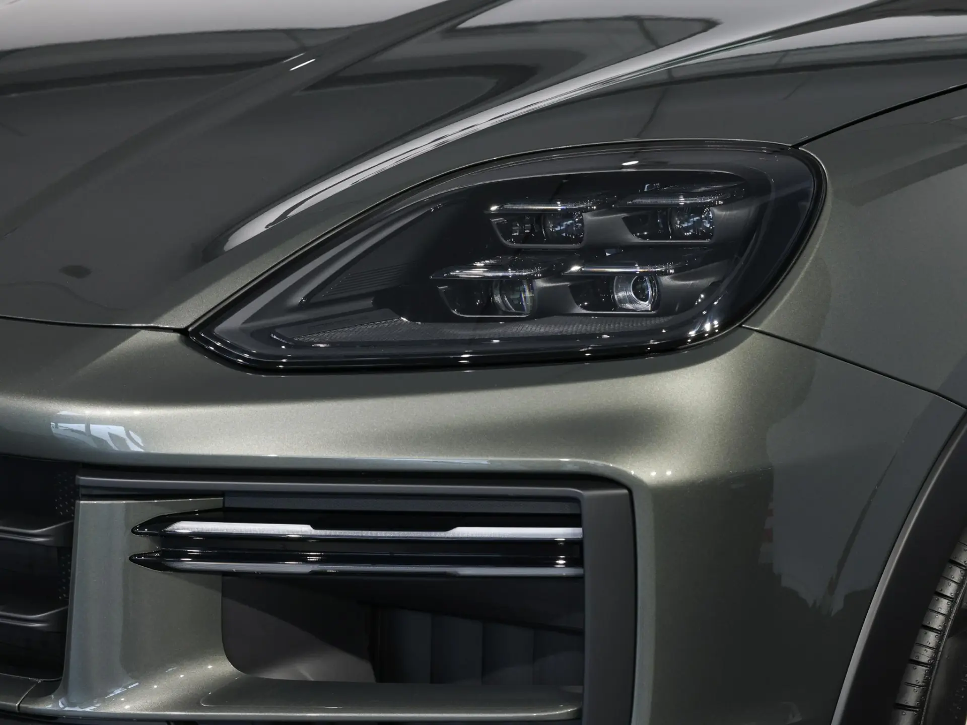 Cayenne Coupé 4.0 Turbo E-Hybrid GT
