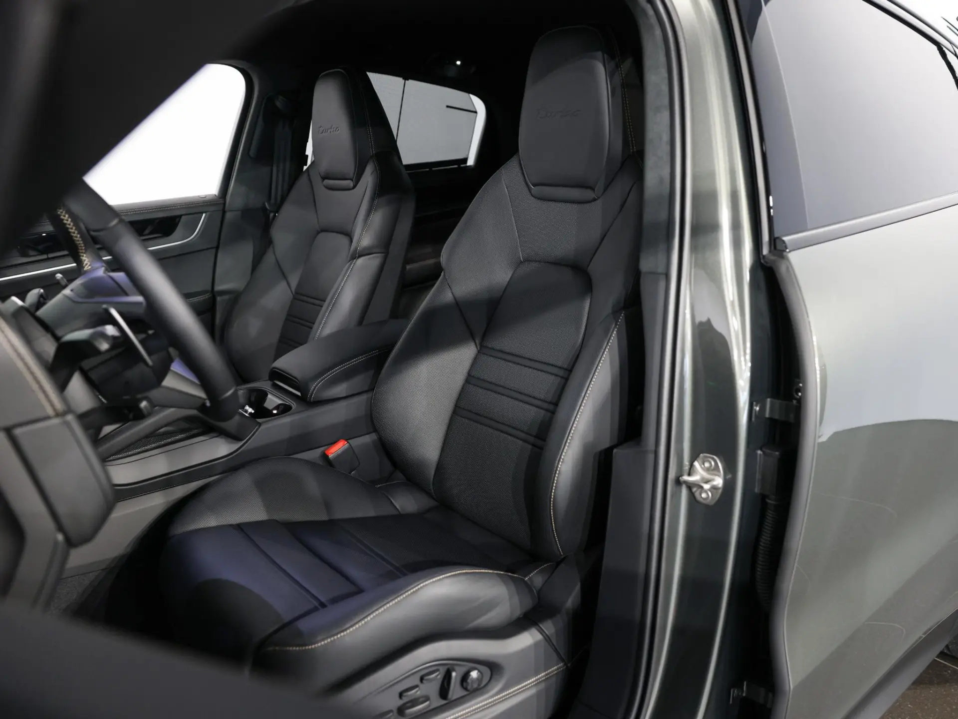 Cayenne Coupé 4.0 Turbo E-Hybrid GT