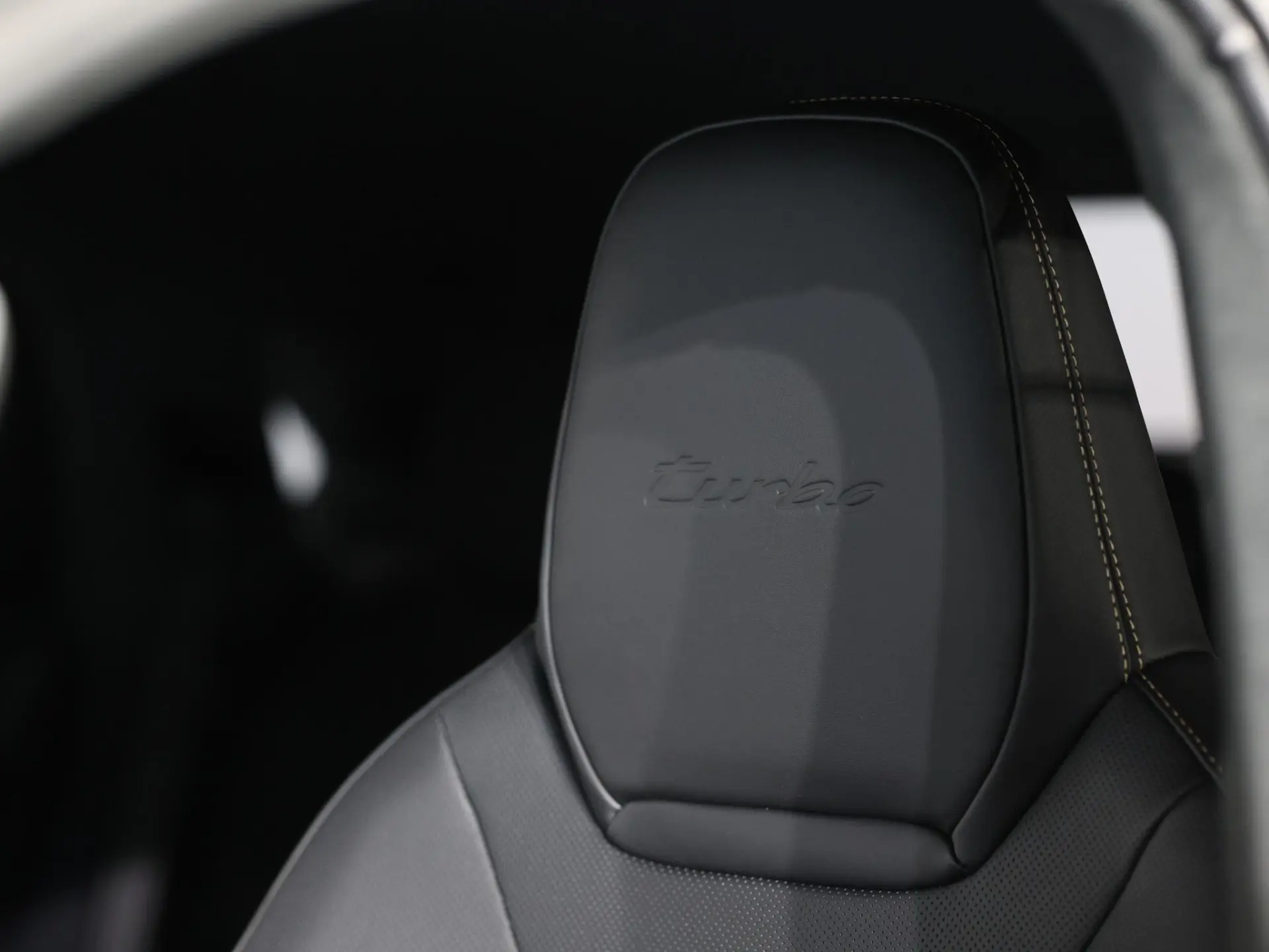 Cayenne Coupé 4.0 Turbo E-Hybrid GT