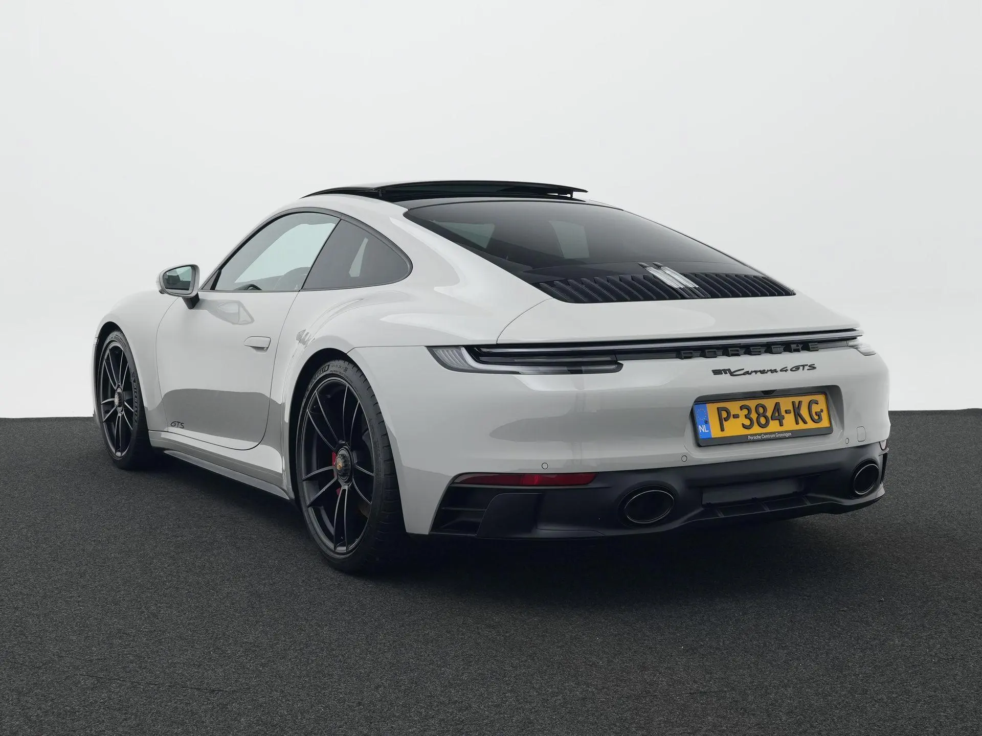 911 Carrera 4 GTS