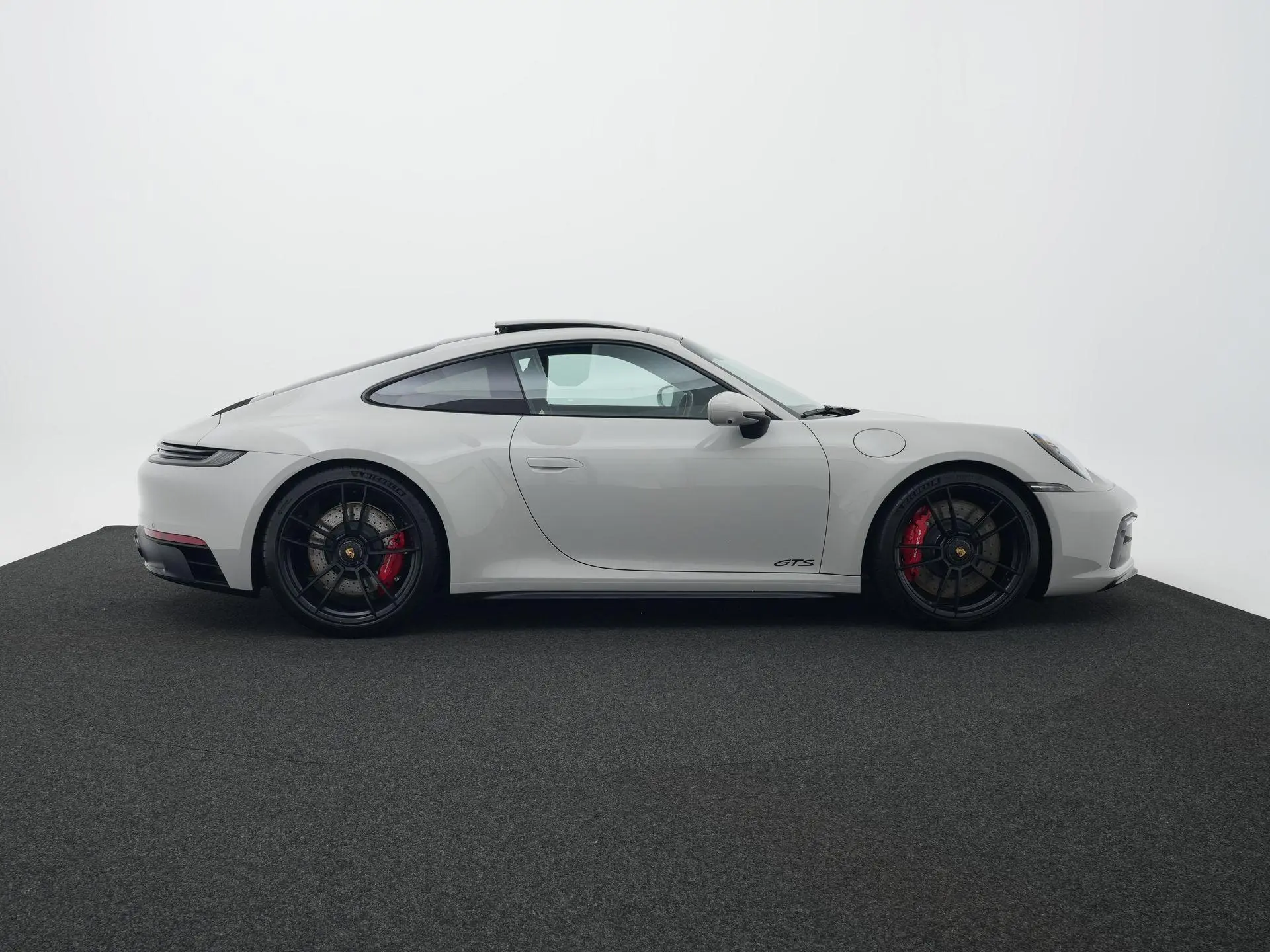 911 Carrera 4 GTS