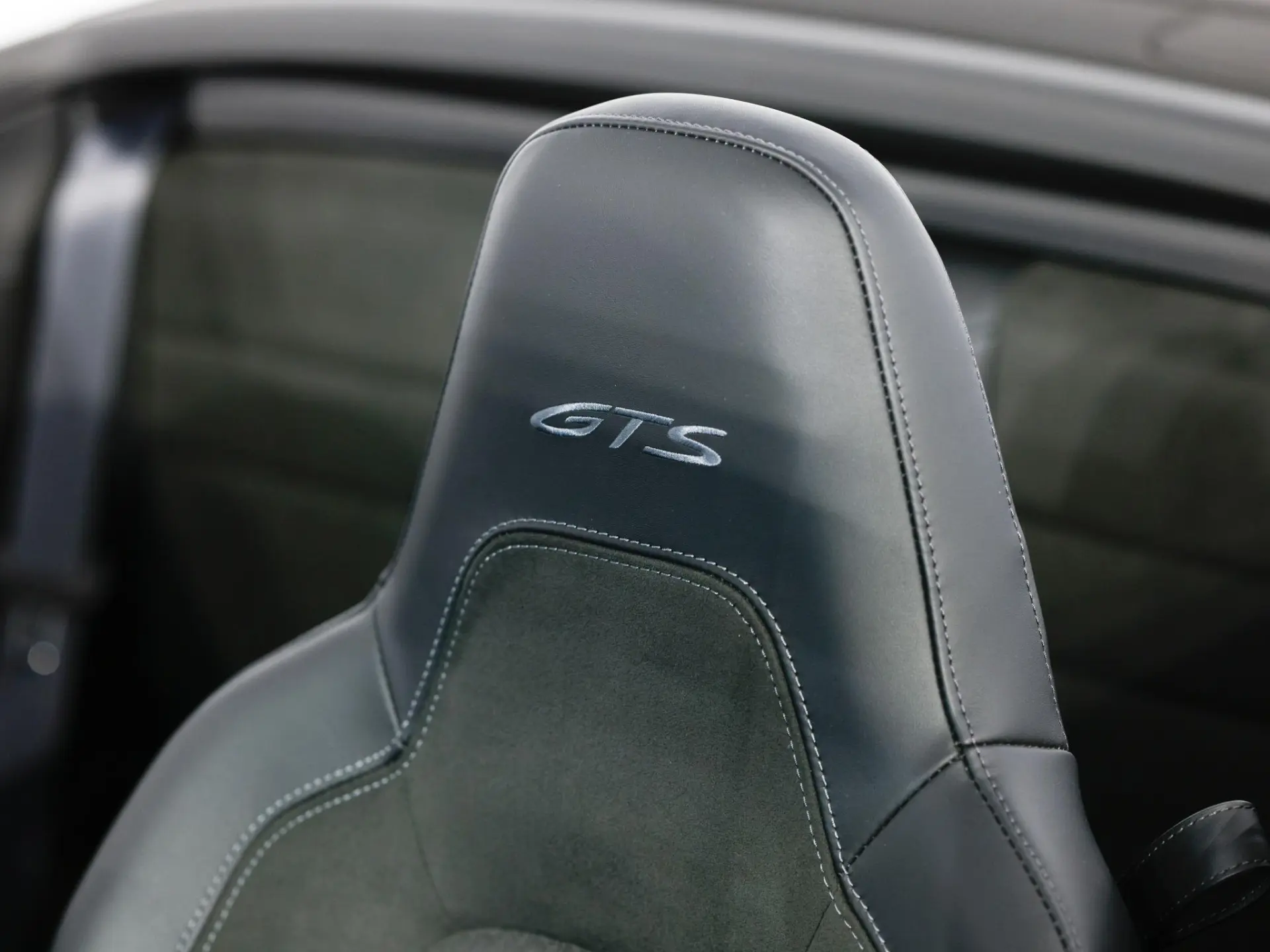 911 4 GTS Cabriolet