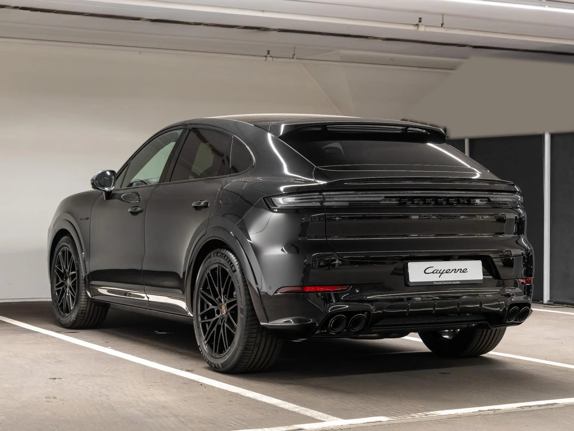 Cayenne Coupé 3.0 E-Hybrid Black Edition