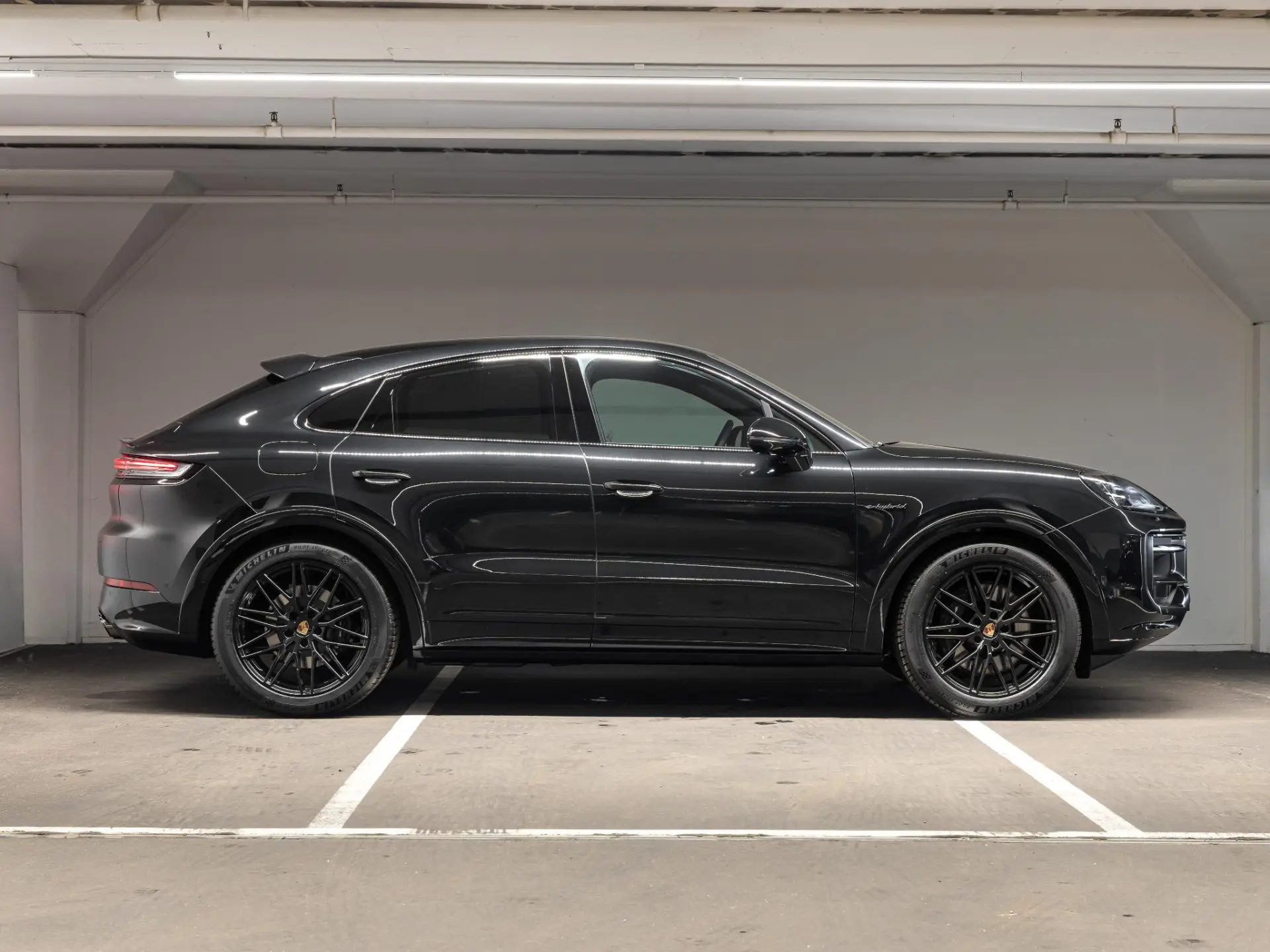 Cayenne Coupé 3.0 E-Hybrid Black Edition