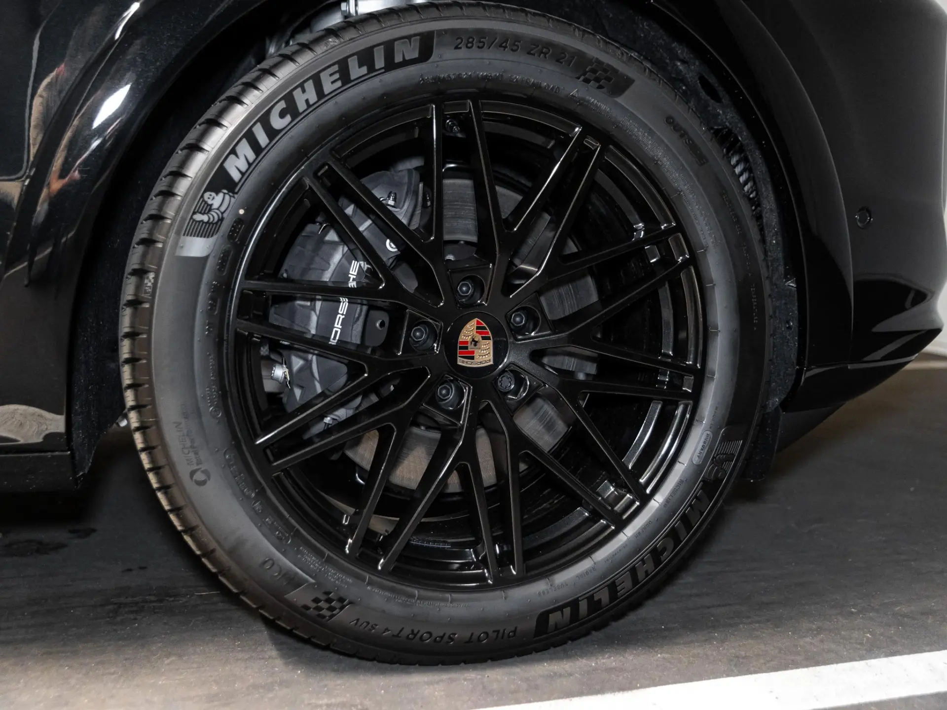 Cayenne Coupé 3.0 E-Hybrid Black Edition