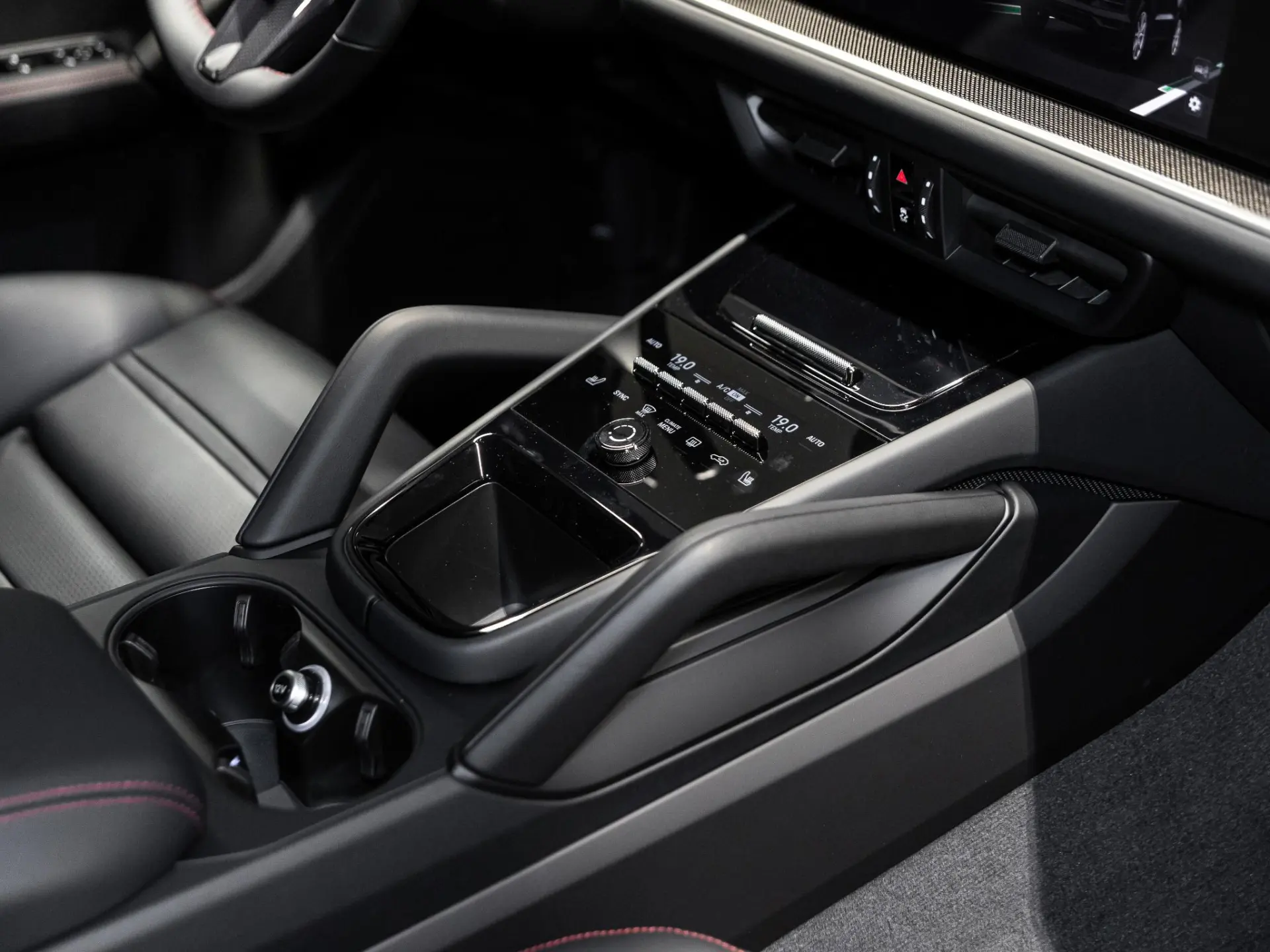 Cayenne Coupé 3.0 E-Hybrid Black Edition