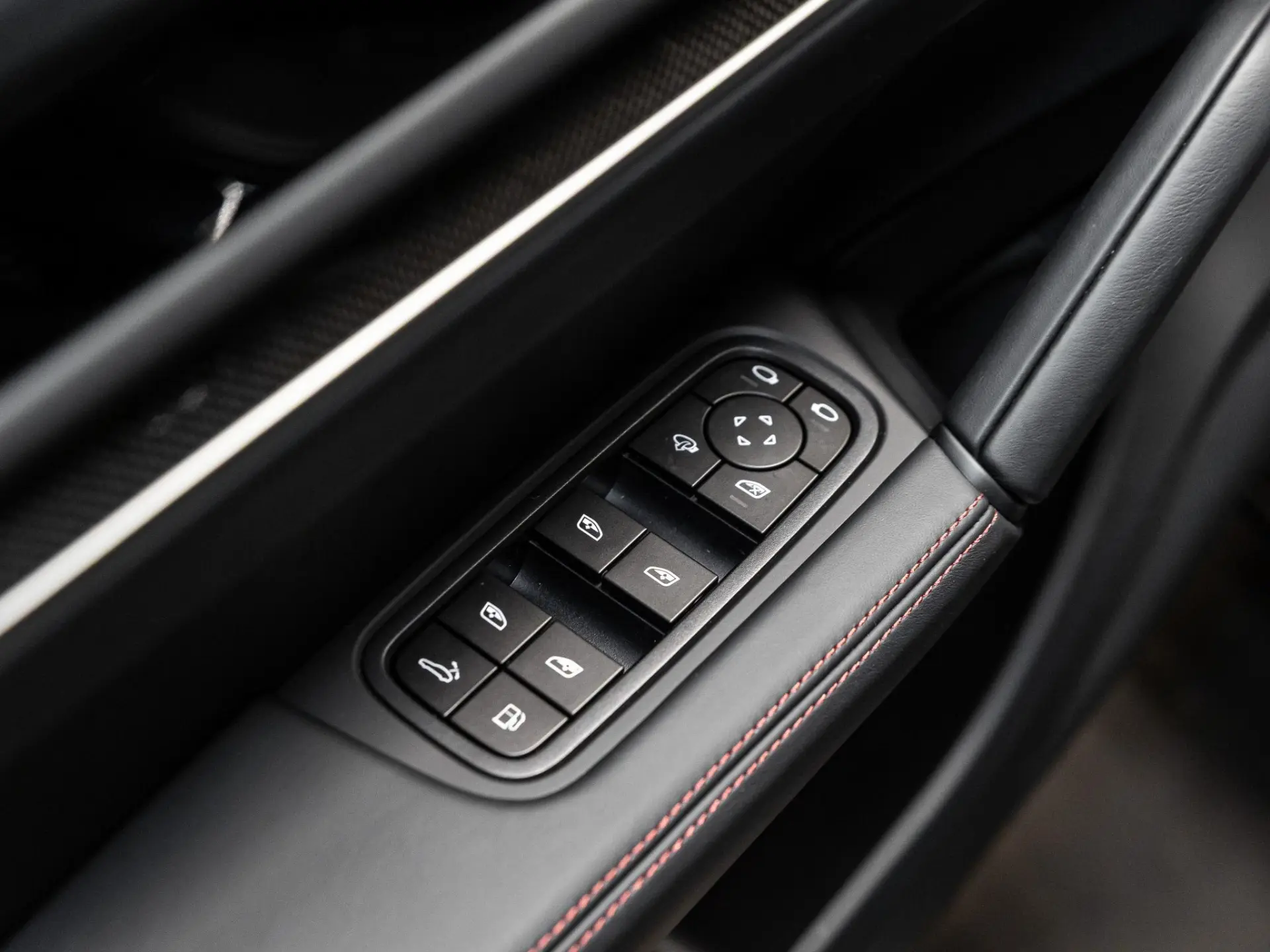 Cayenne Coupé 3.0 E-Hybrid Black Edition