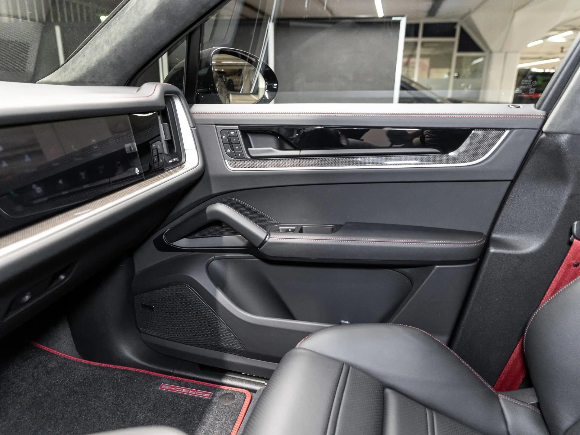 Cayenne Coupé 3.0 E-Hybrid Black Edition
