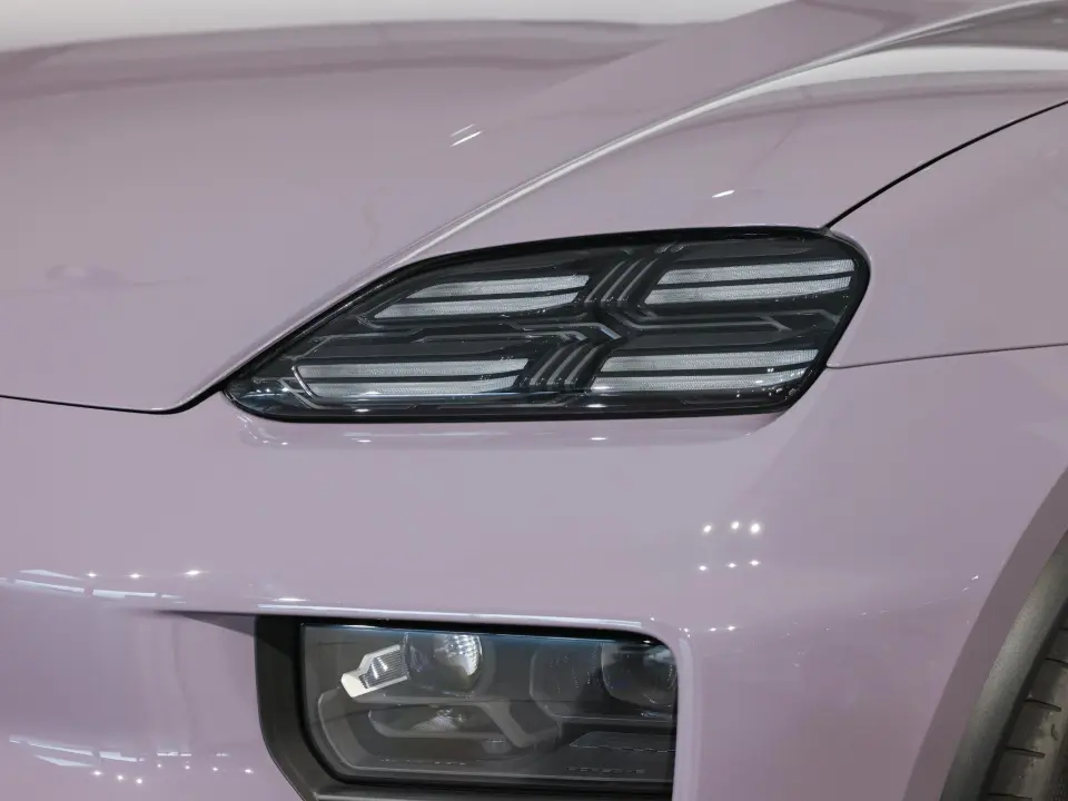 Macan 4