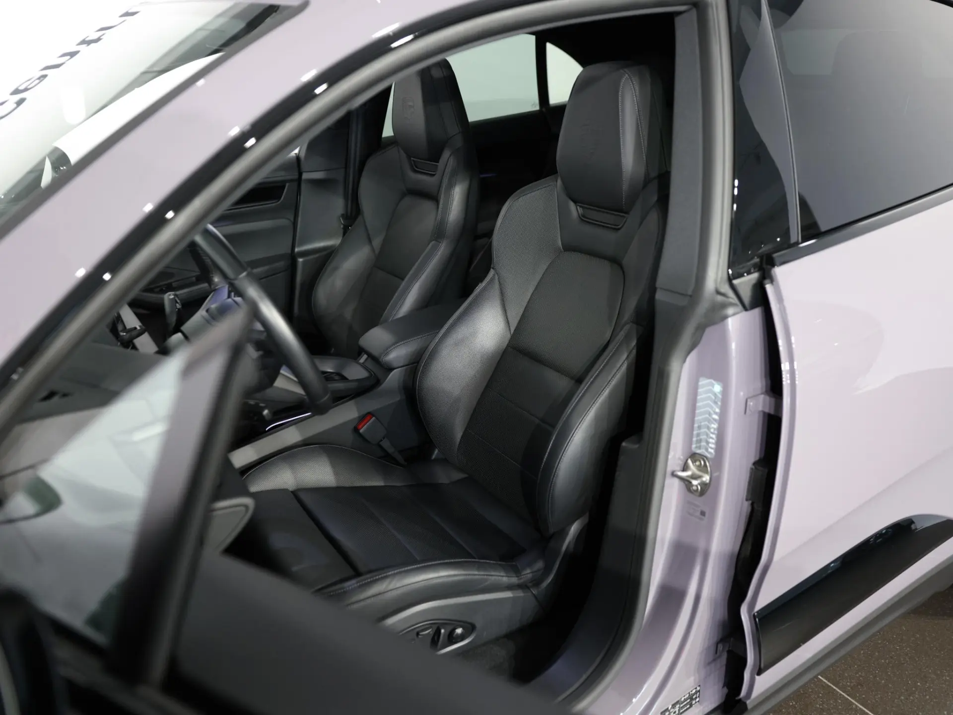 Macan 4