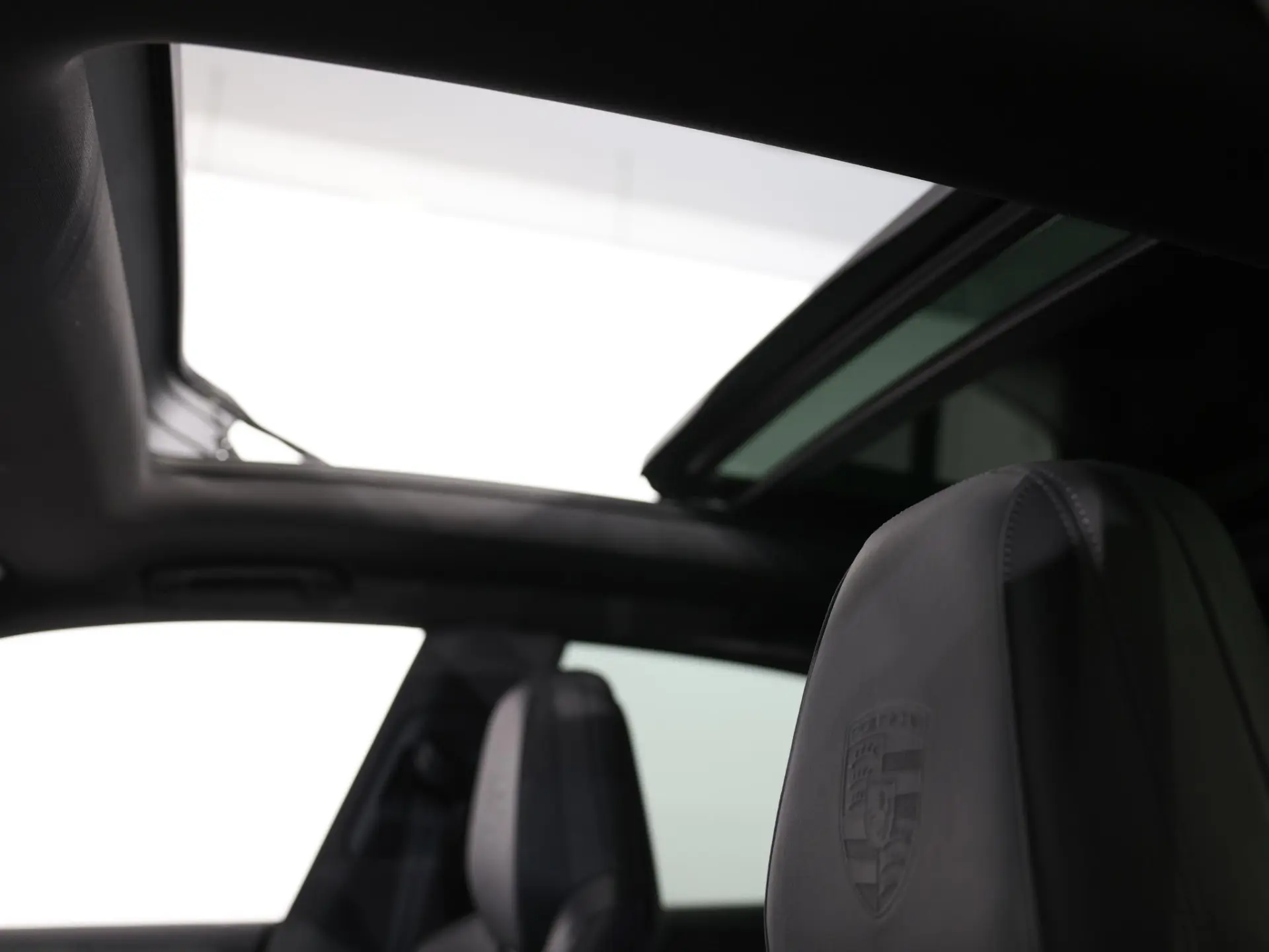 Macan 4