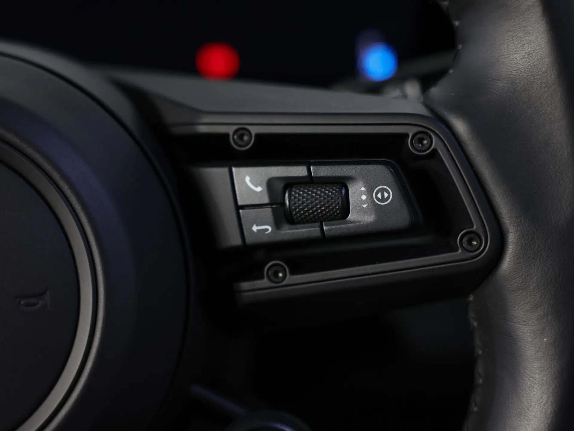 Macan 4