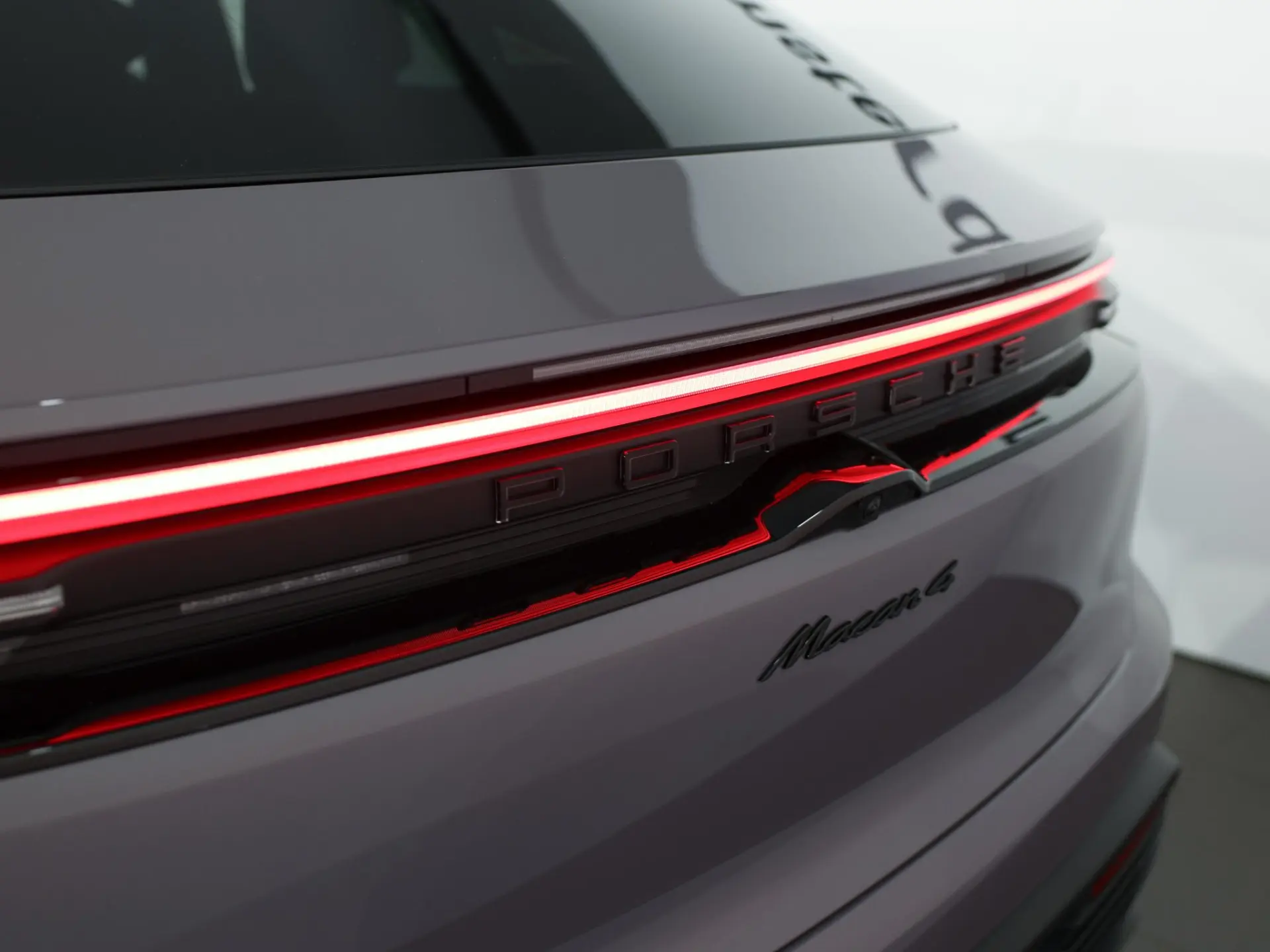 Macan 4