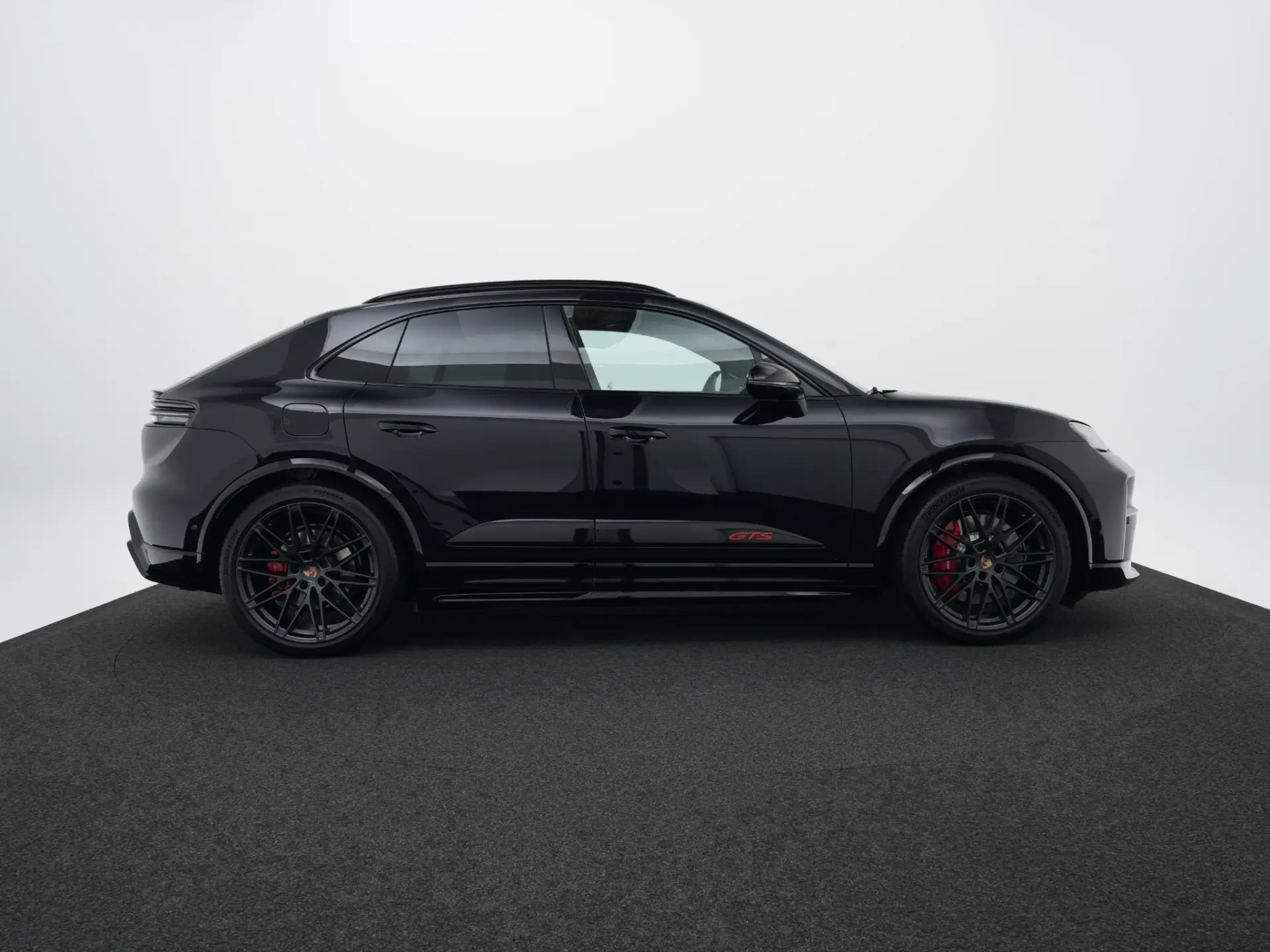 Macan GTS