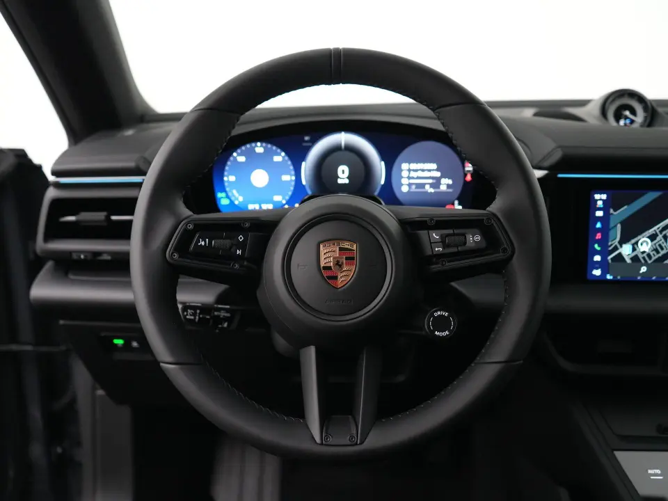 Macan 4