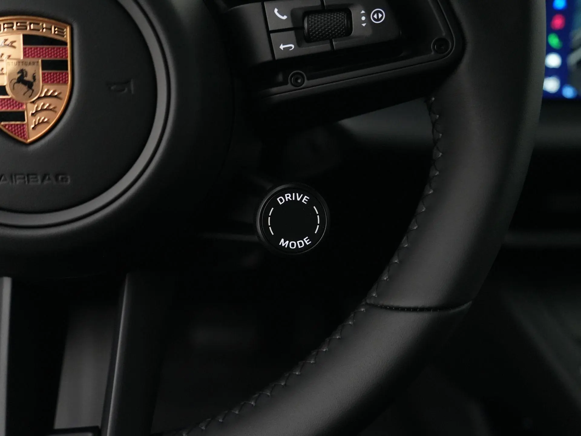 Macan 4