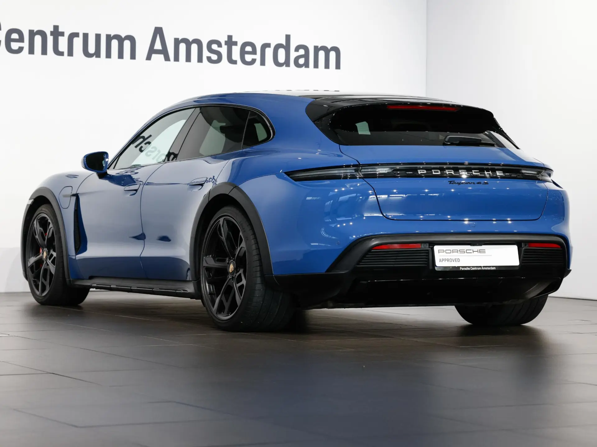 Taycan 4S Cross Turismo