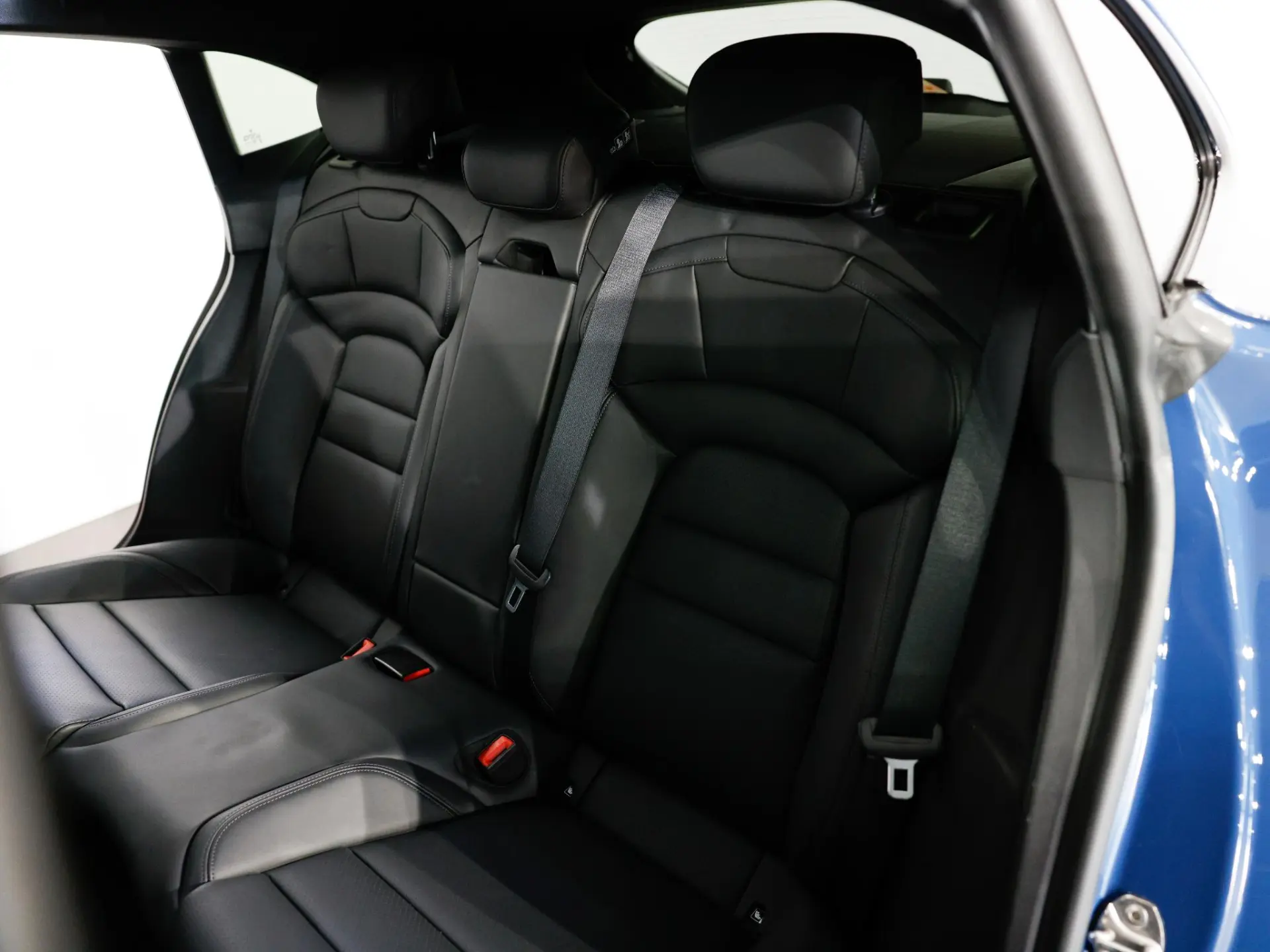 Taycan 4S Cross Turismo