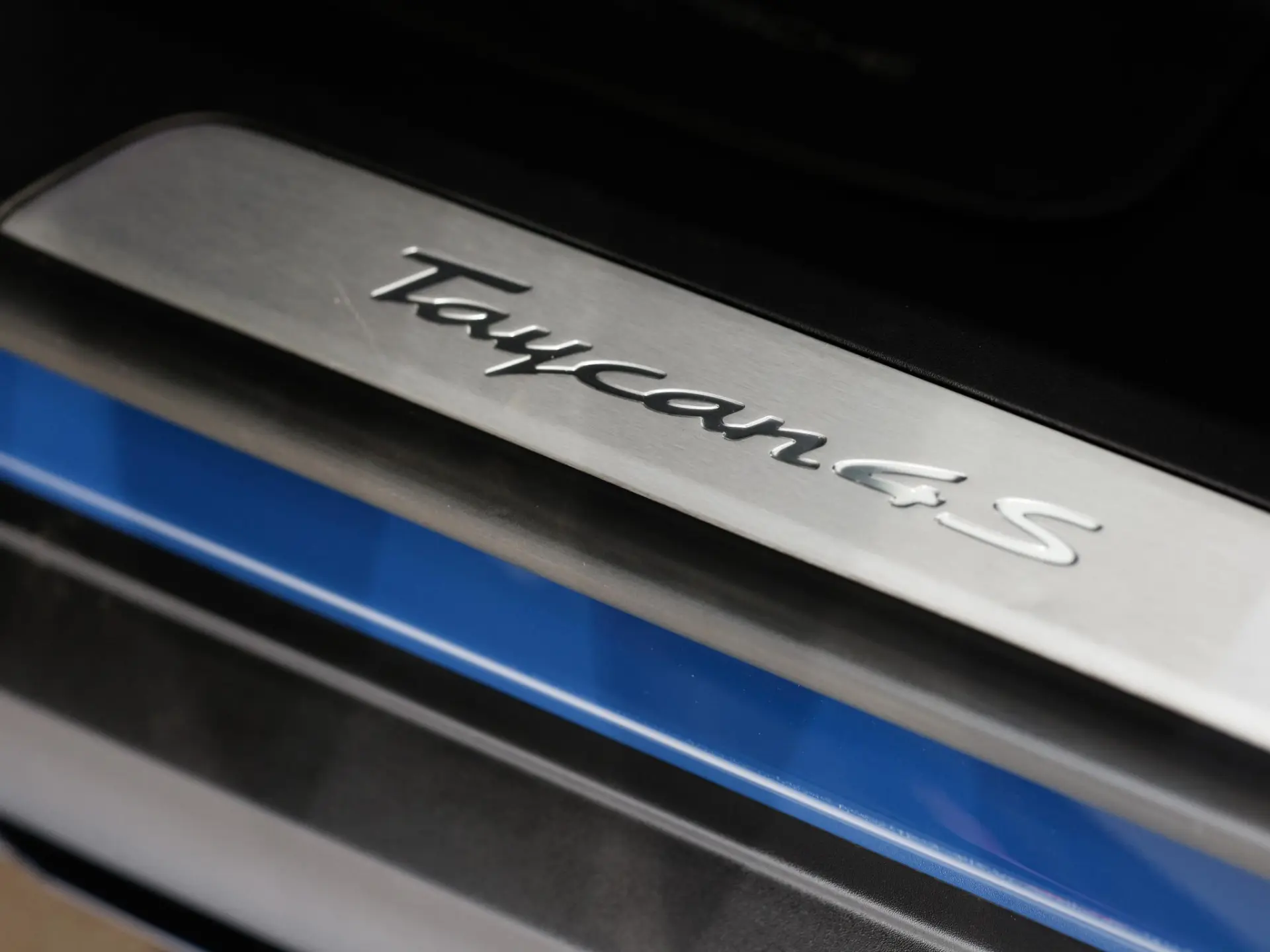 Taycan 4S Cross Turismo