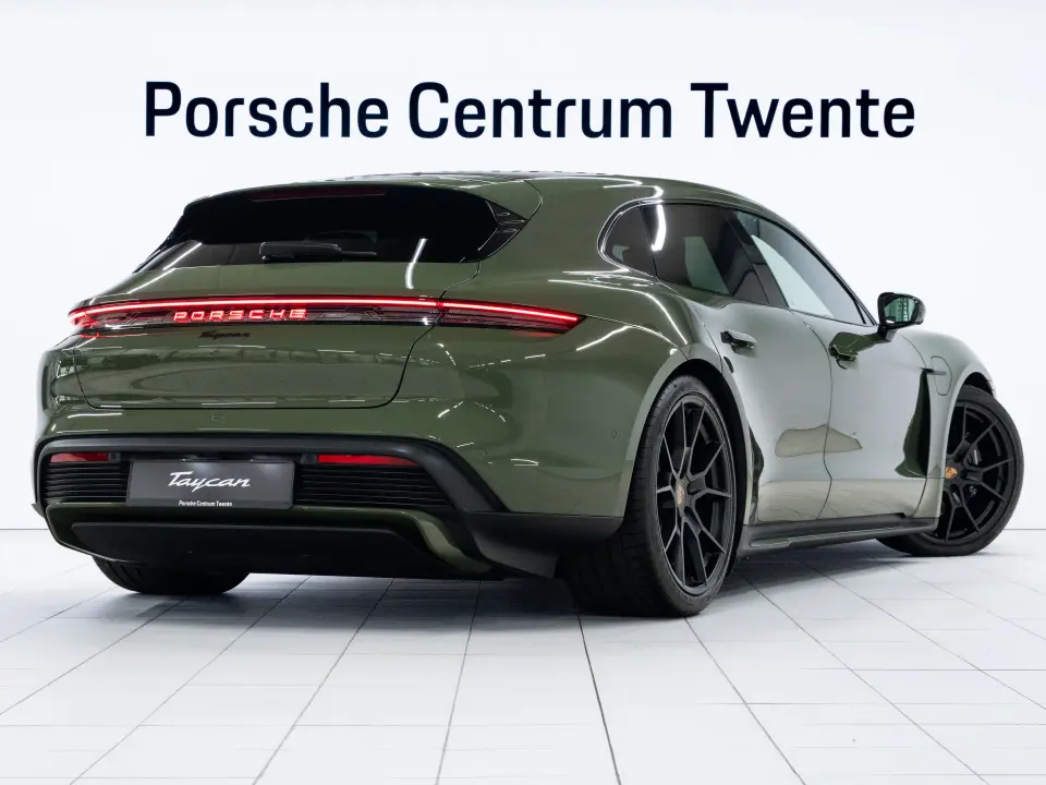 Porsche Taycan Sport Turismo Black Edition