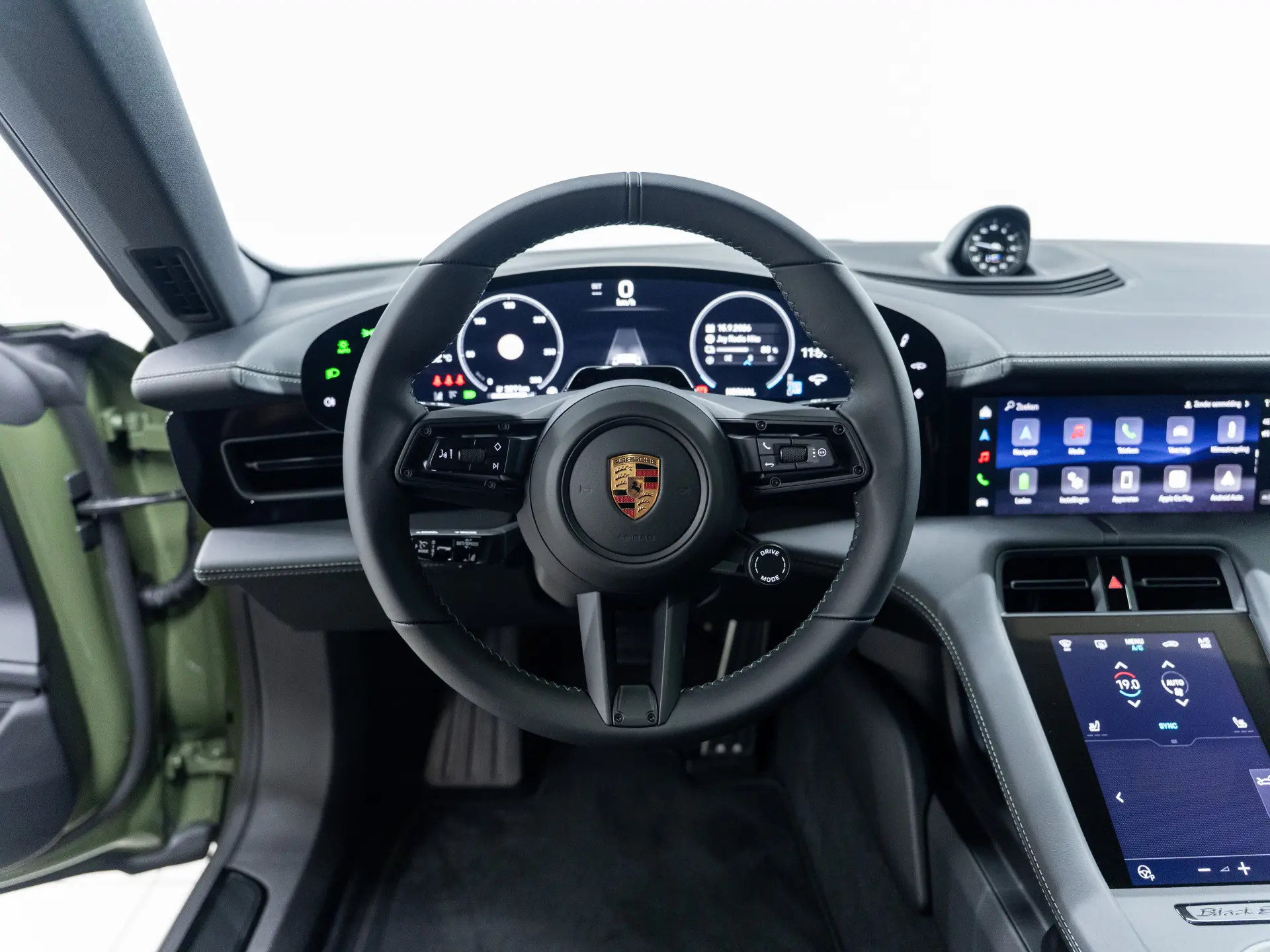 Taycan Sport Turismo Black Edition
