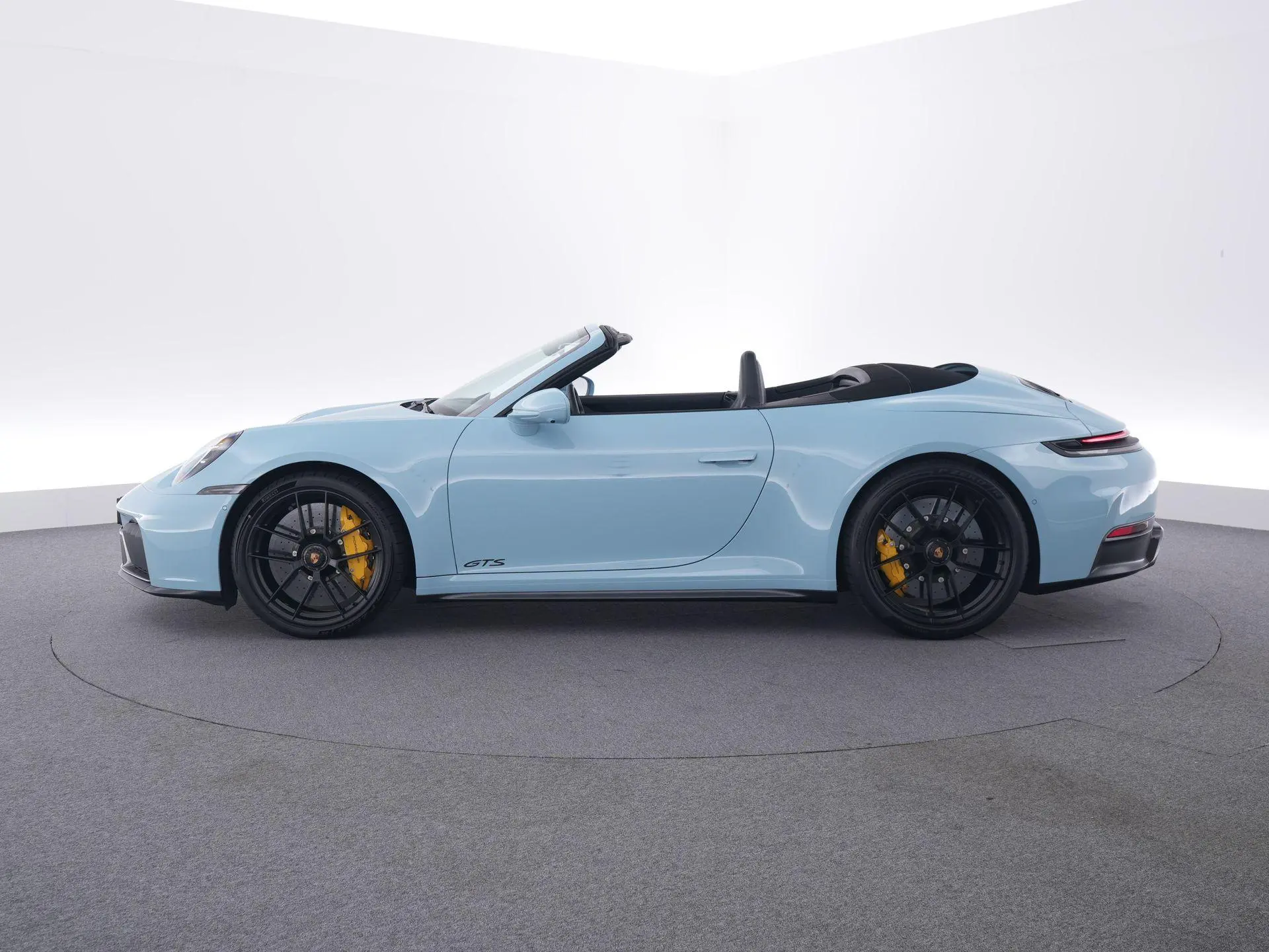911 Cabrio 3.6 T-Hybrid Carrera 4 GTS