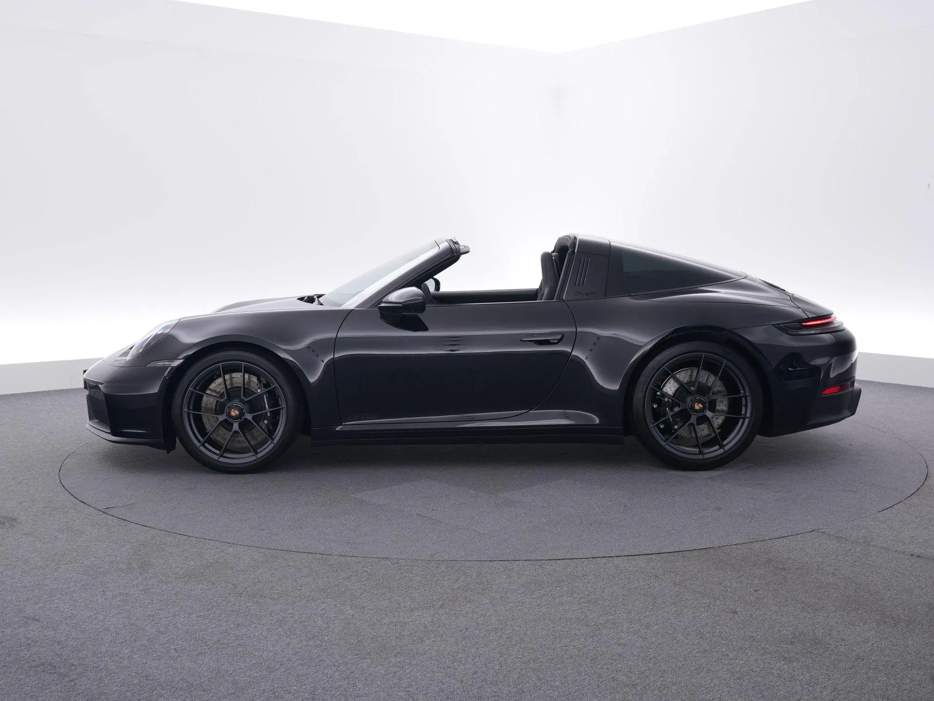 911 3.6 T-Hybrid 4 GTS