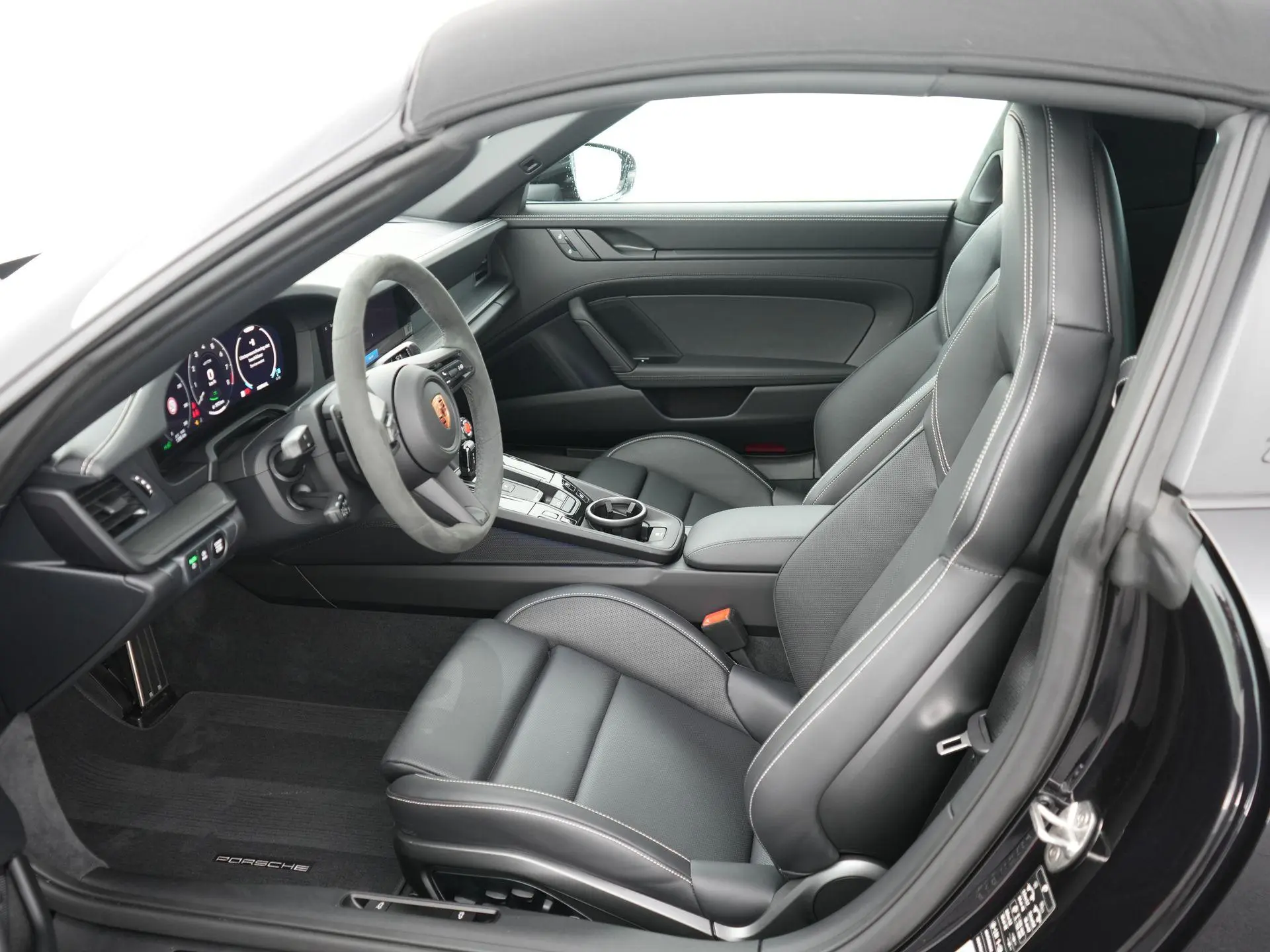 911 3.6 T-Hybrid 4 GTS