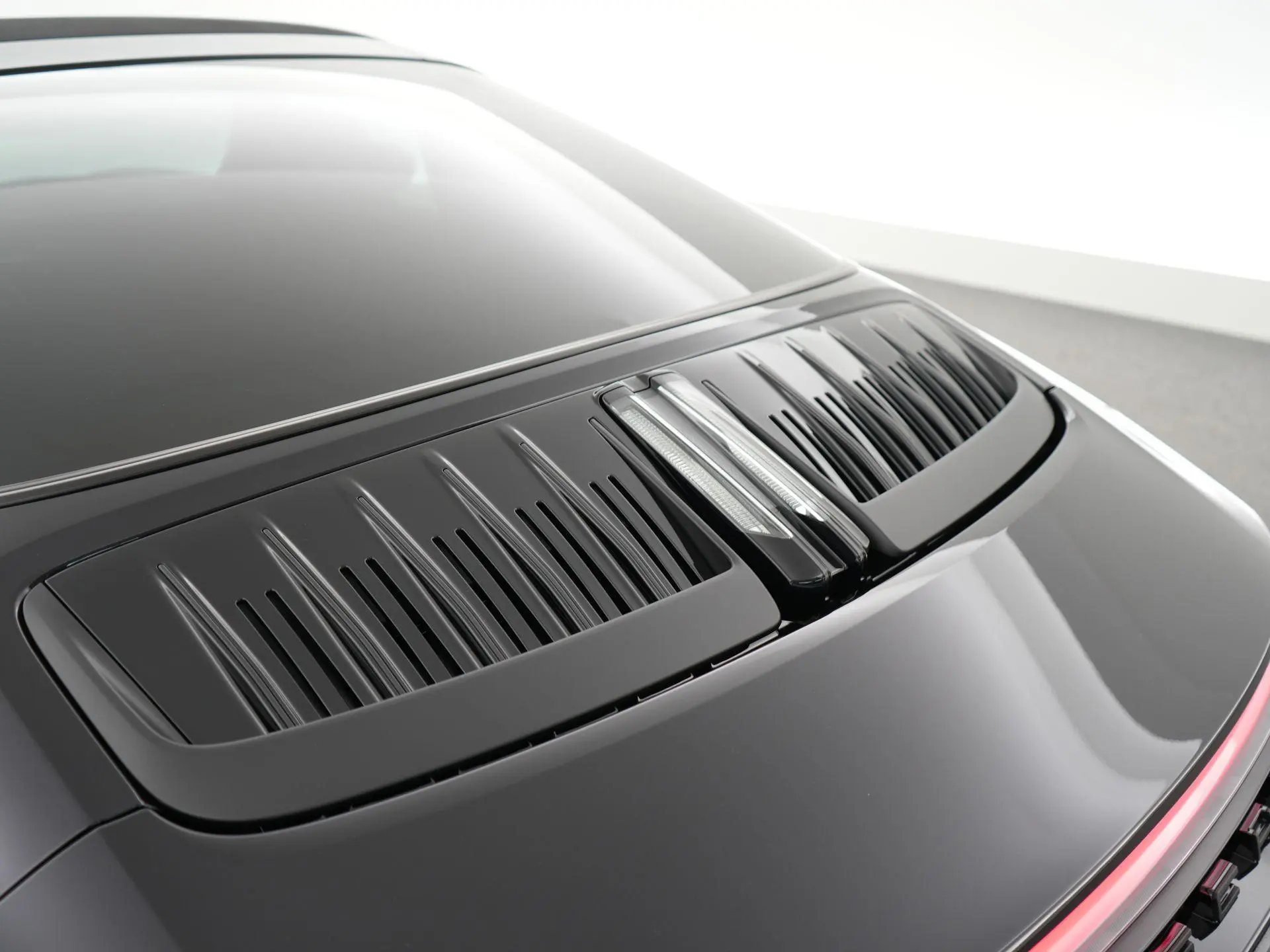 911 3.6 T-Hybrid 4 GTS