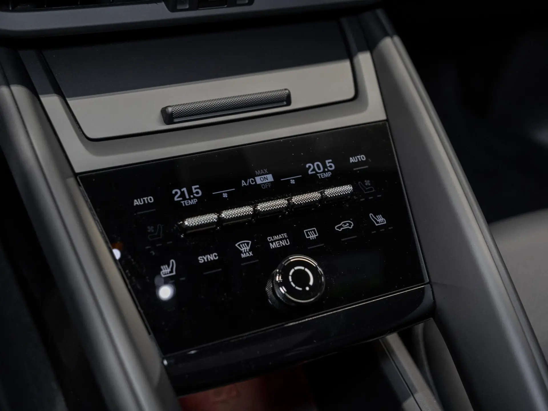 Macan 4 100 kWh