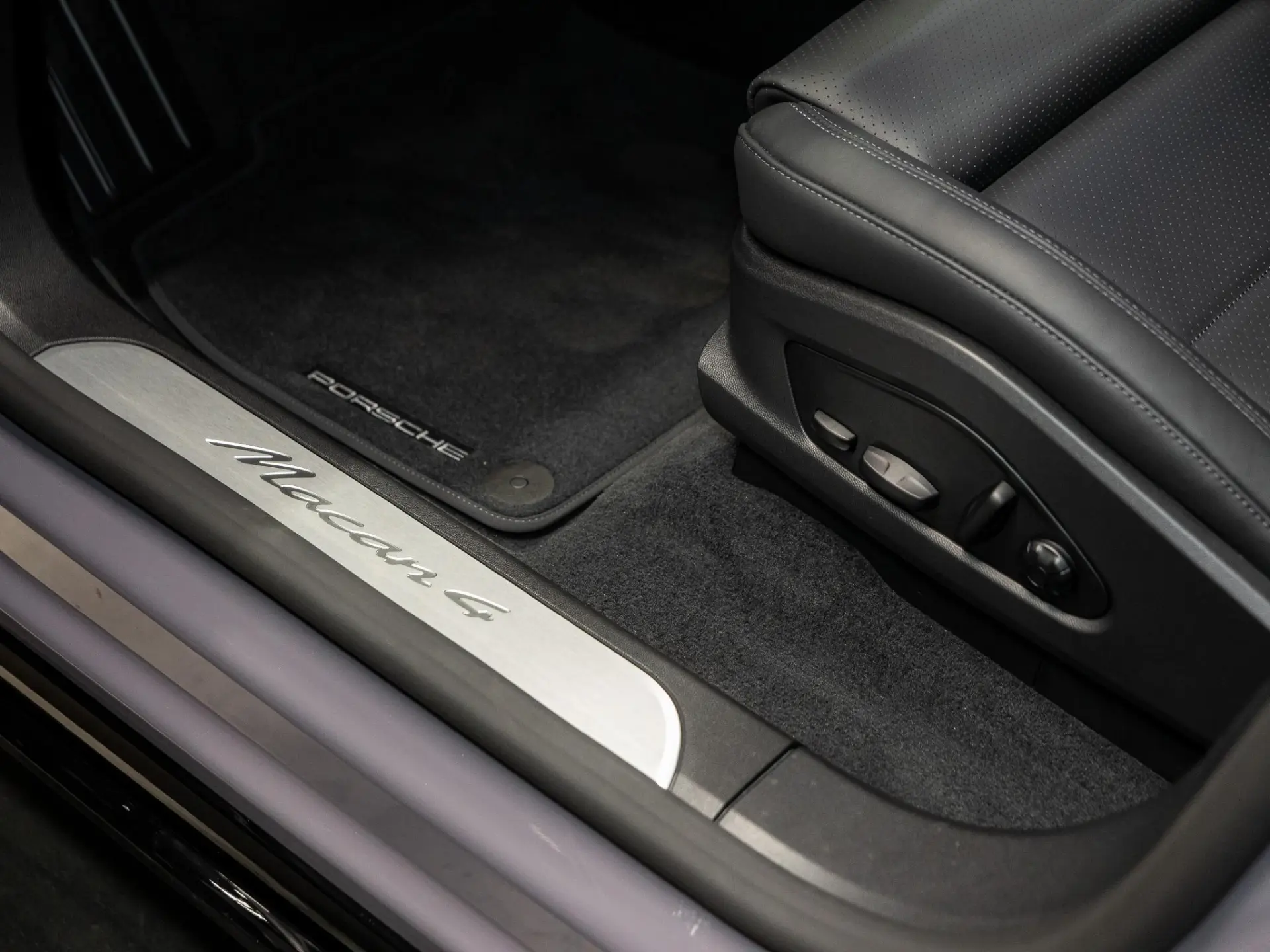 Macan 4 100 kWh