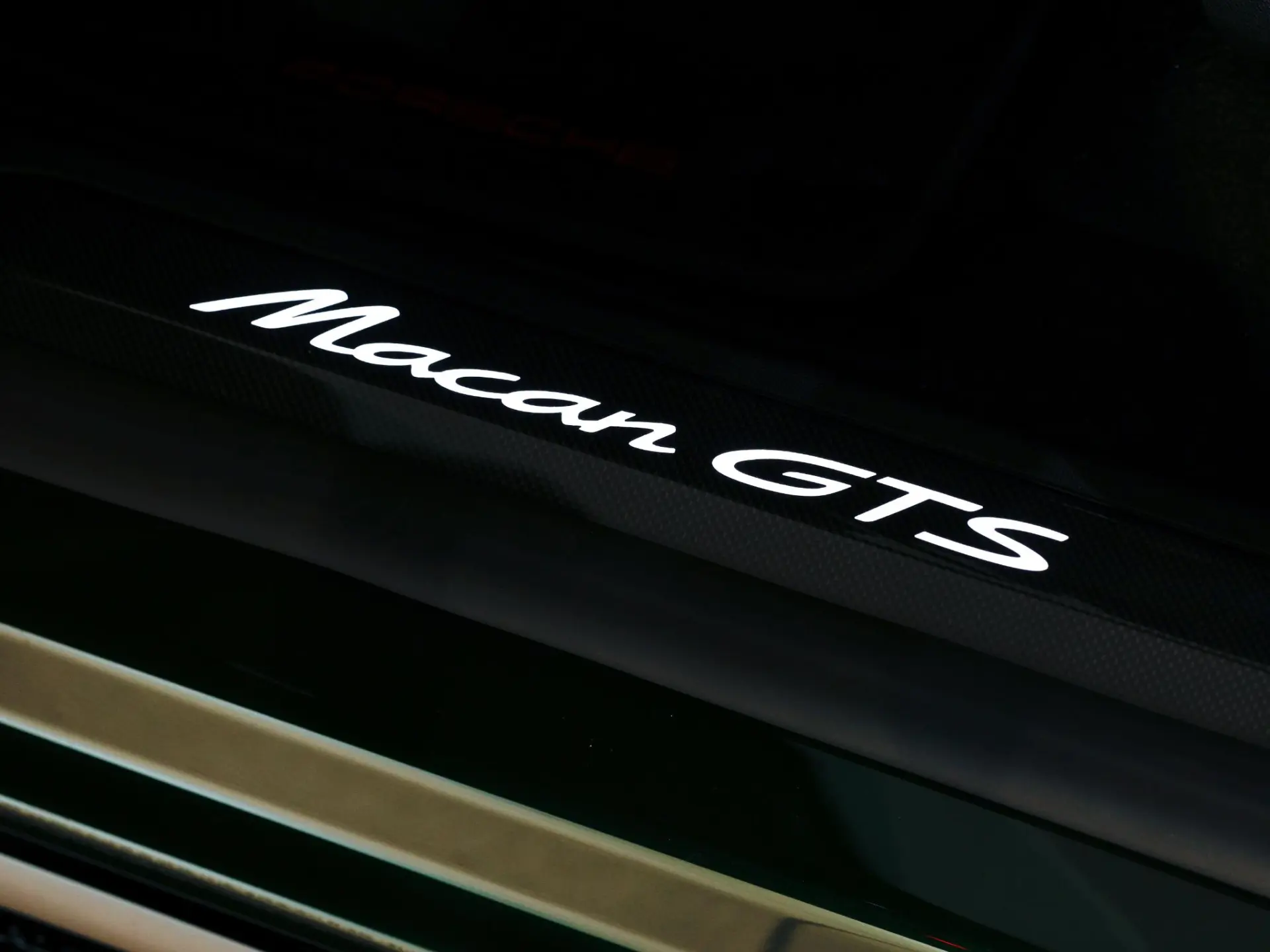 Macan GTS 100 kWh