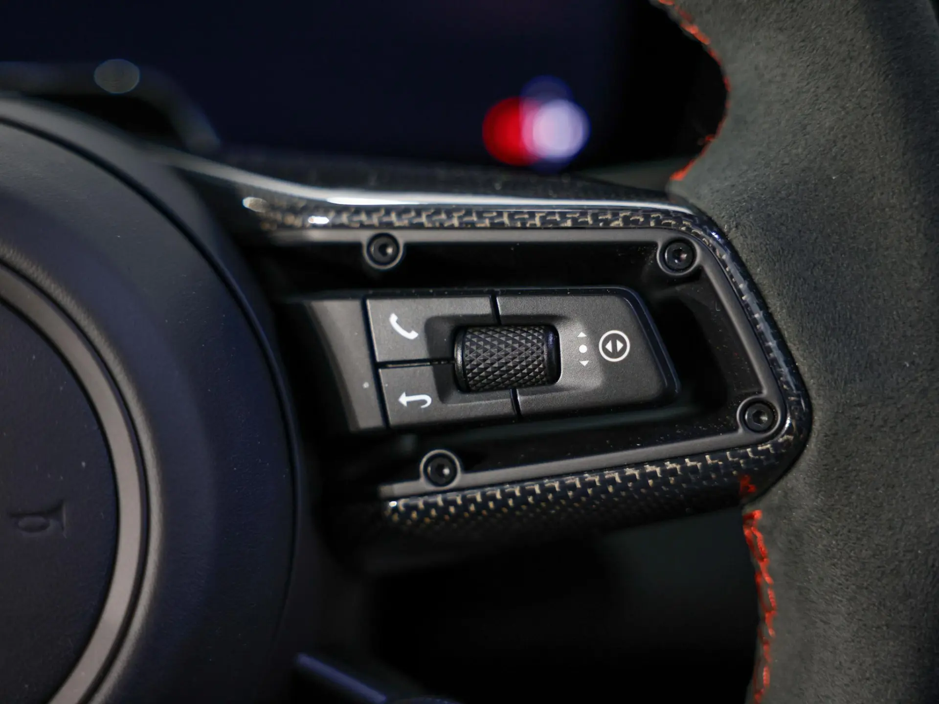 Macan GTS 100 kWh