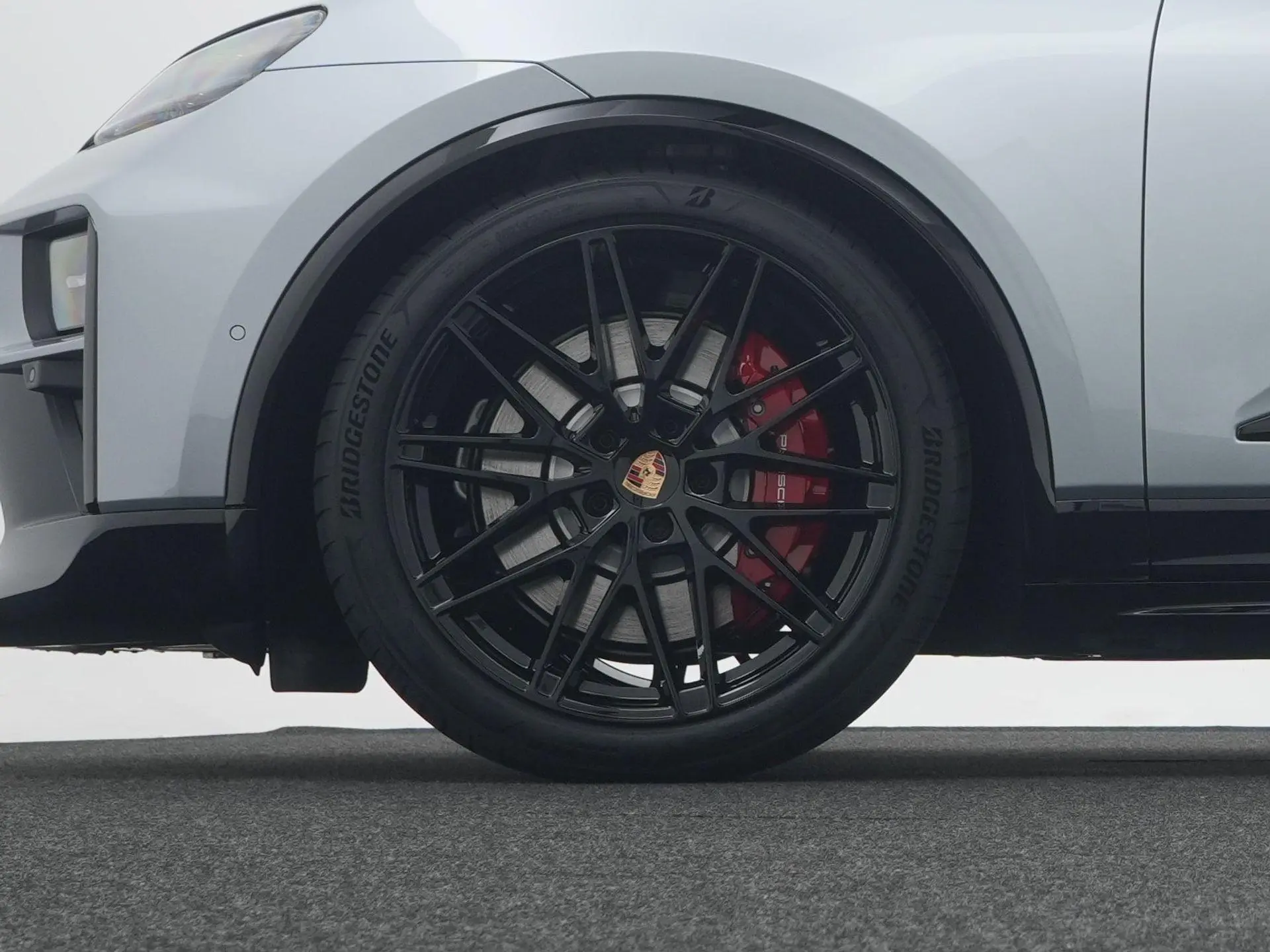 Macan GTS
