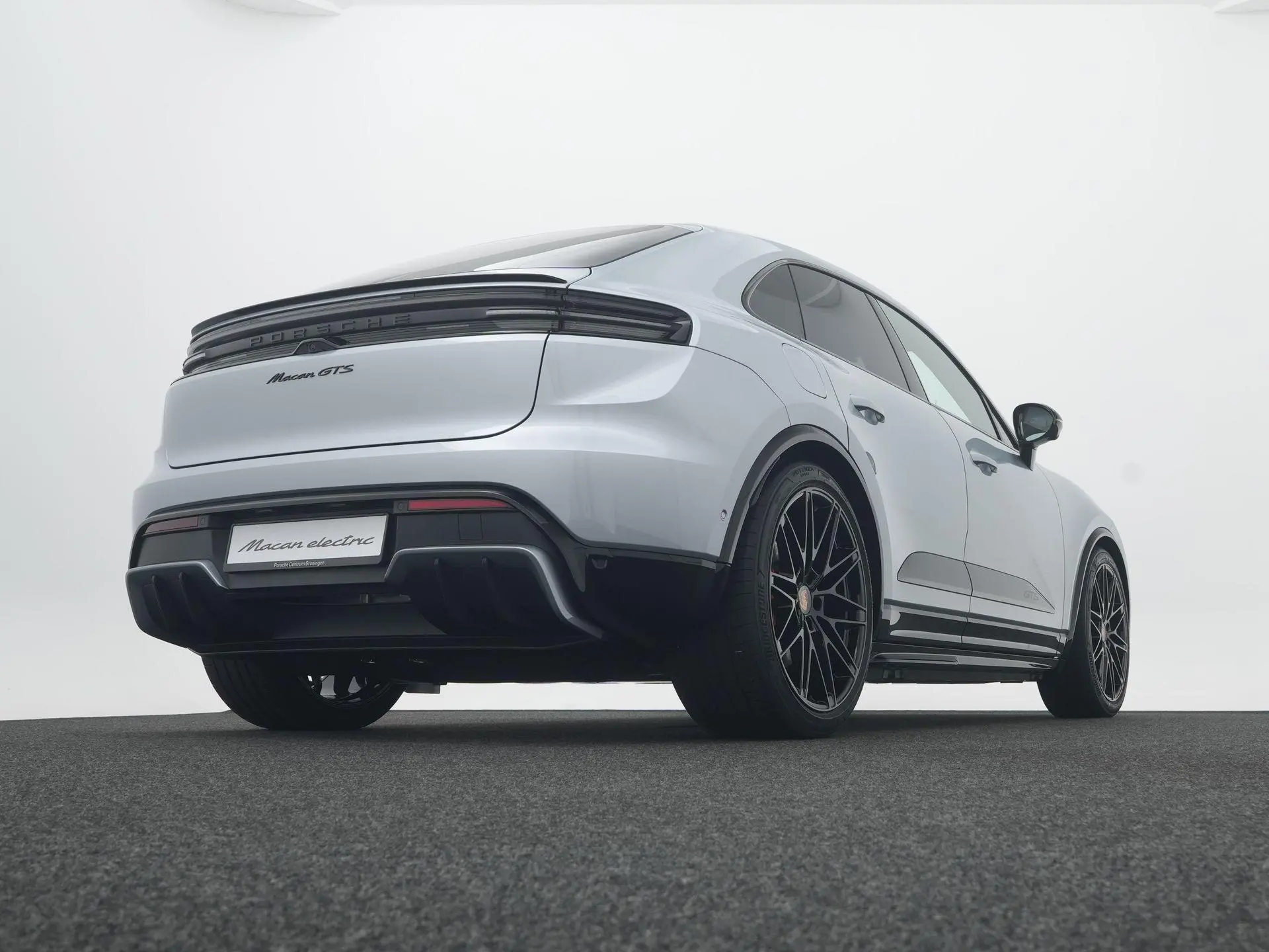 Macan GTS