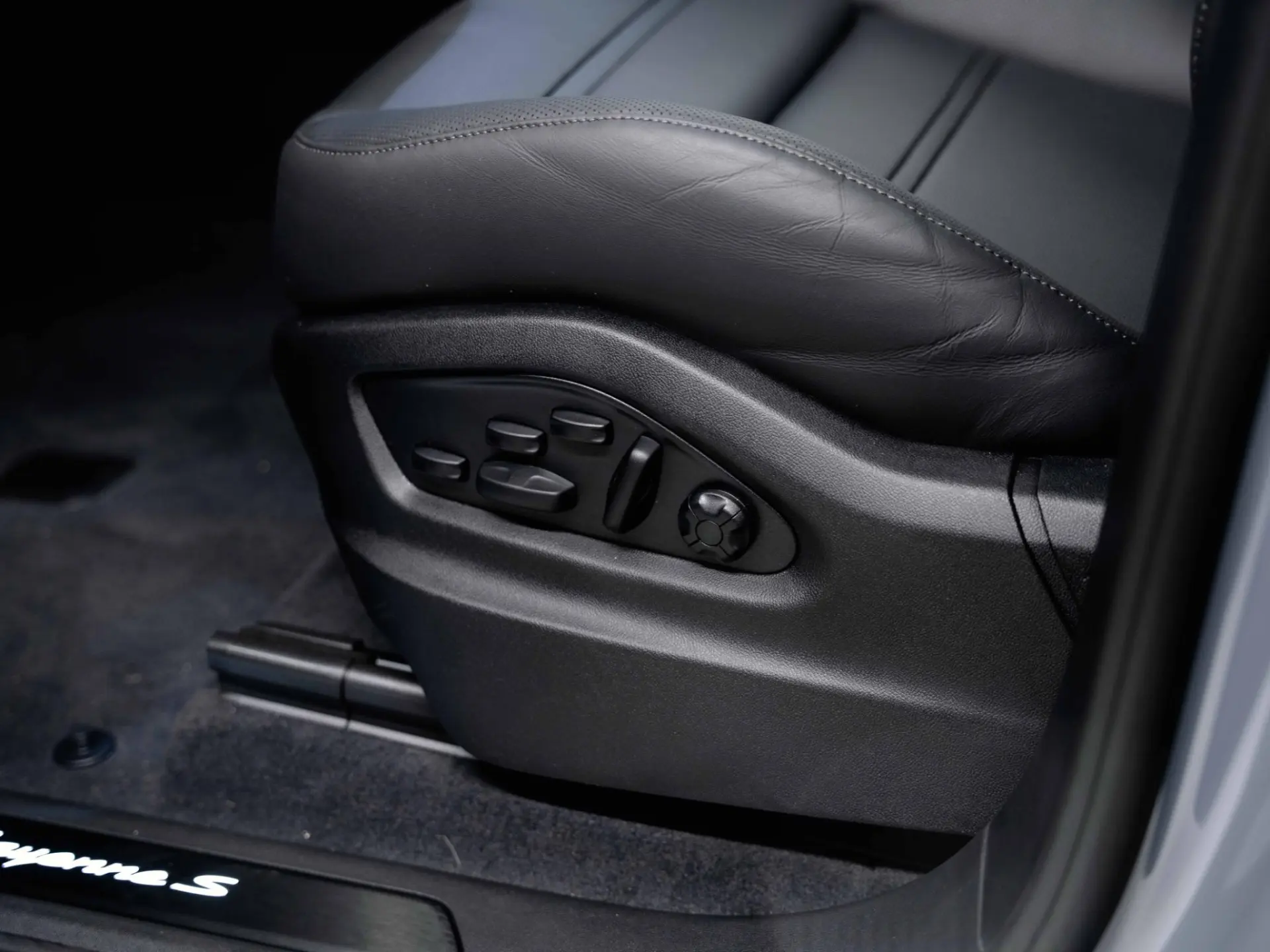 Cayenne S E-Hybrid Black Edition