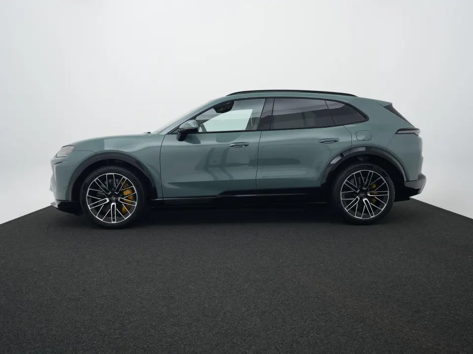 Porsche Cayenne Turbo Electric