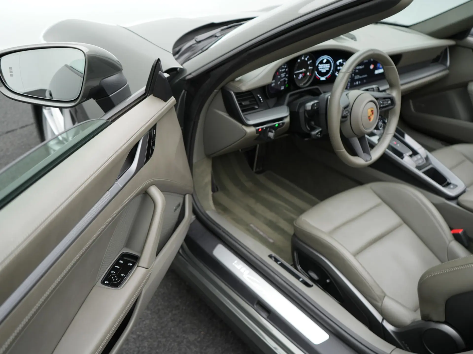 911 Cabrio Carrera 4