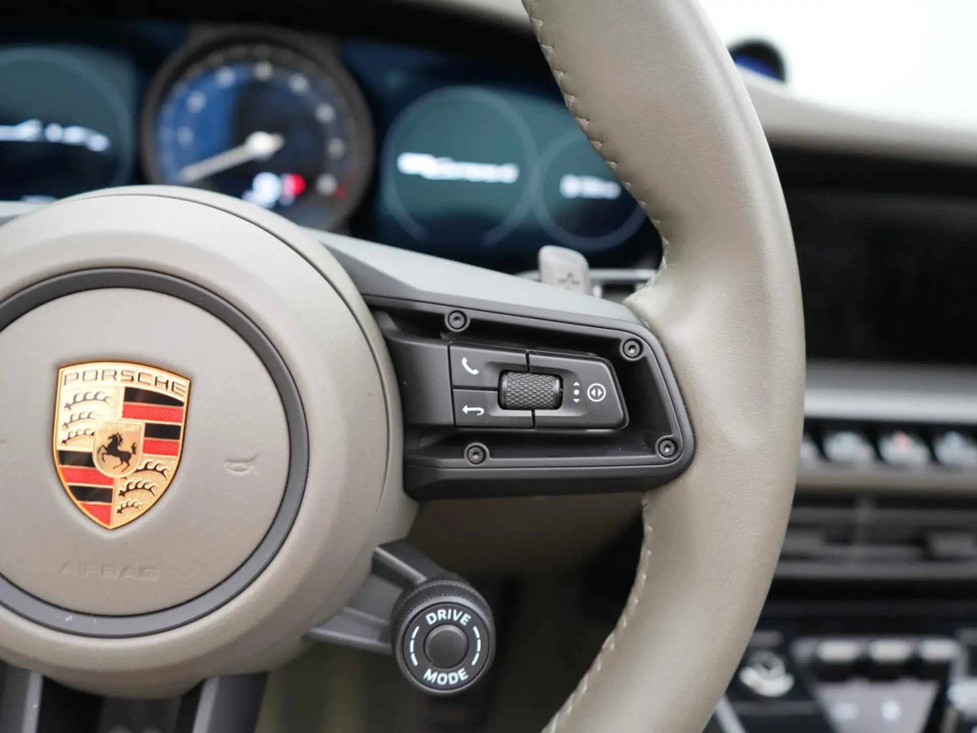 911 Cabrio Carrera 4
