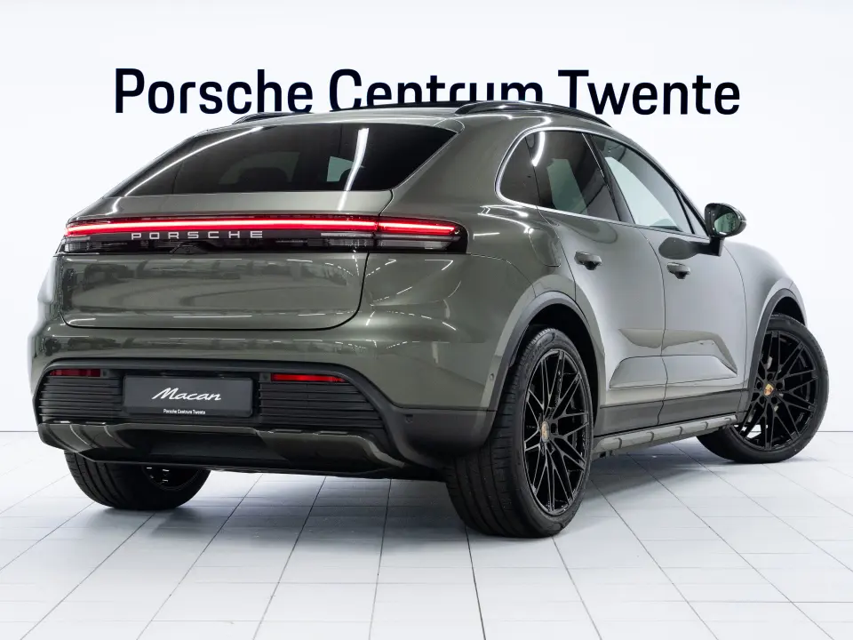 Porsche Macan 4