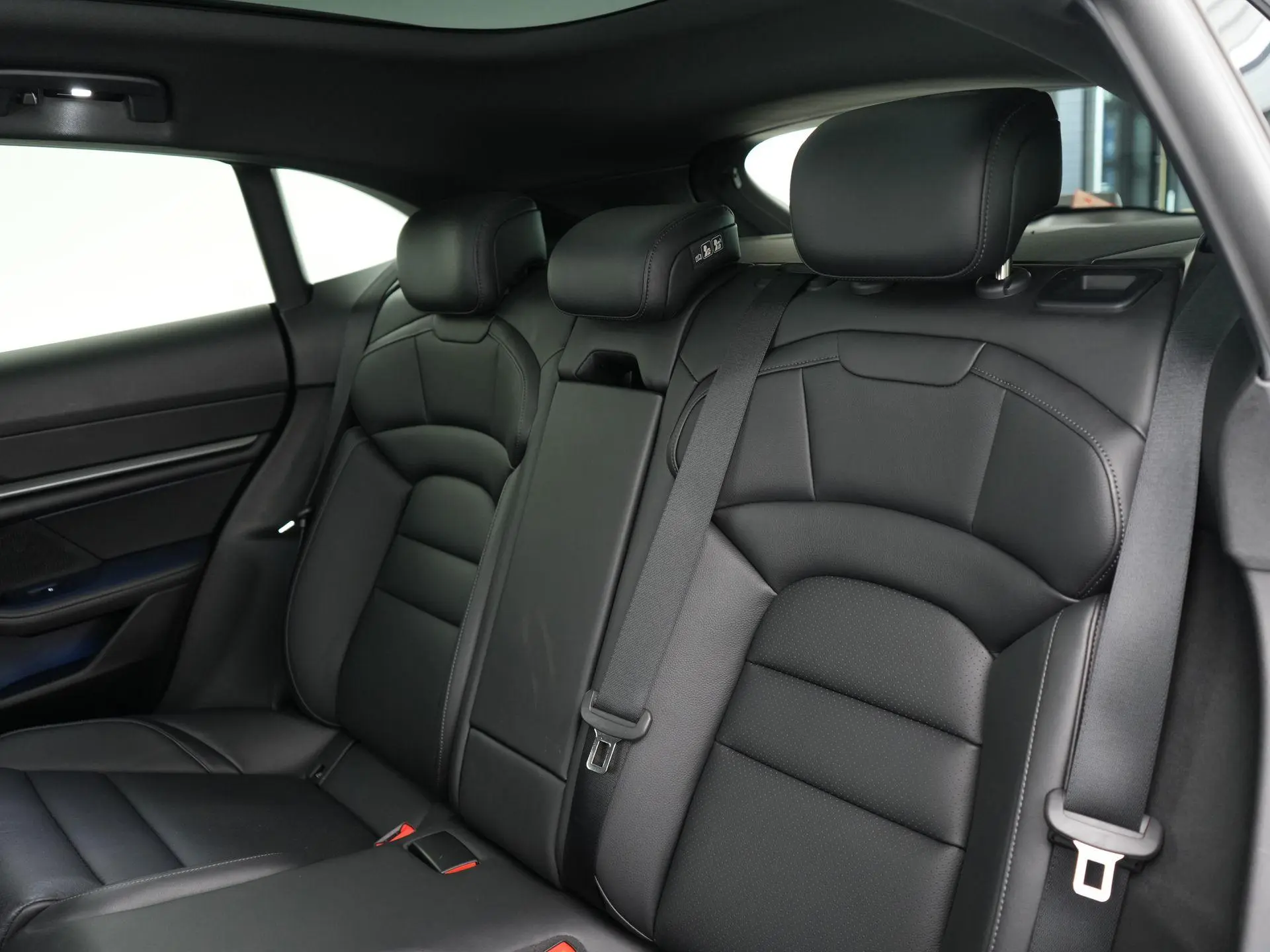 Taycan Sport Turismo Sport Tursimo