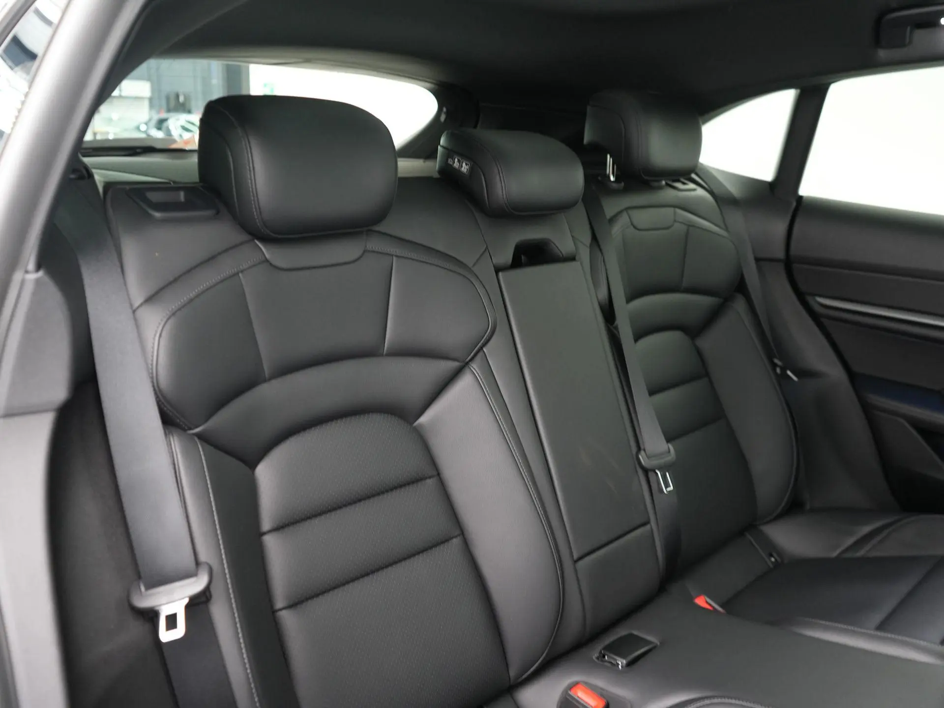 Taycan Sport Turismo Sport Tursimo
