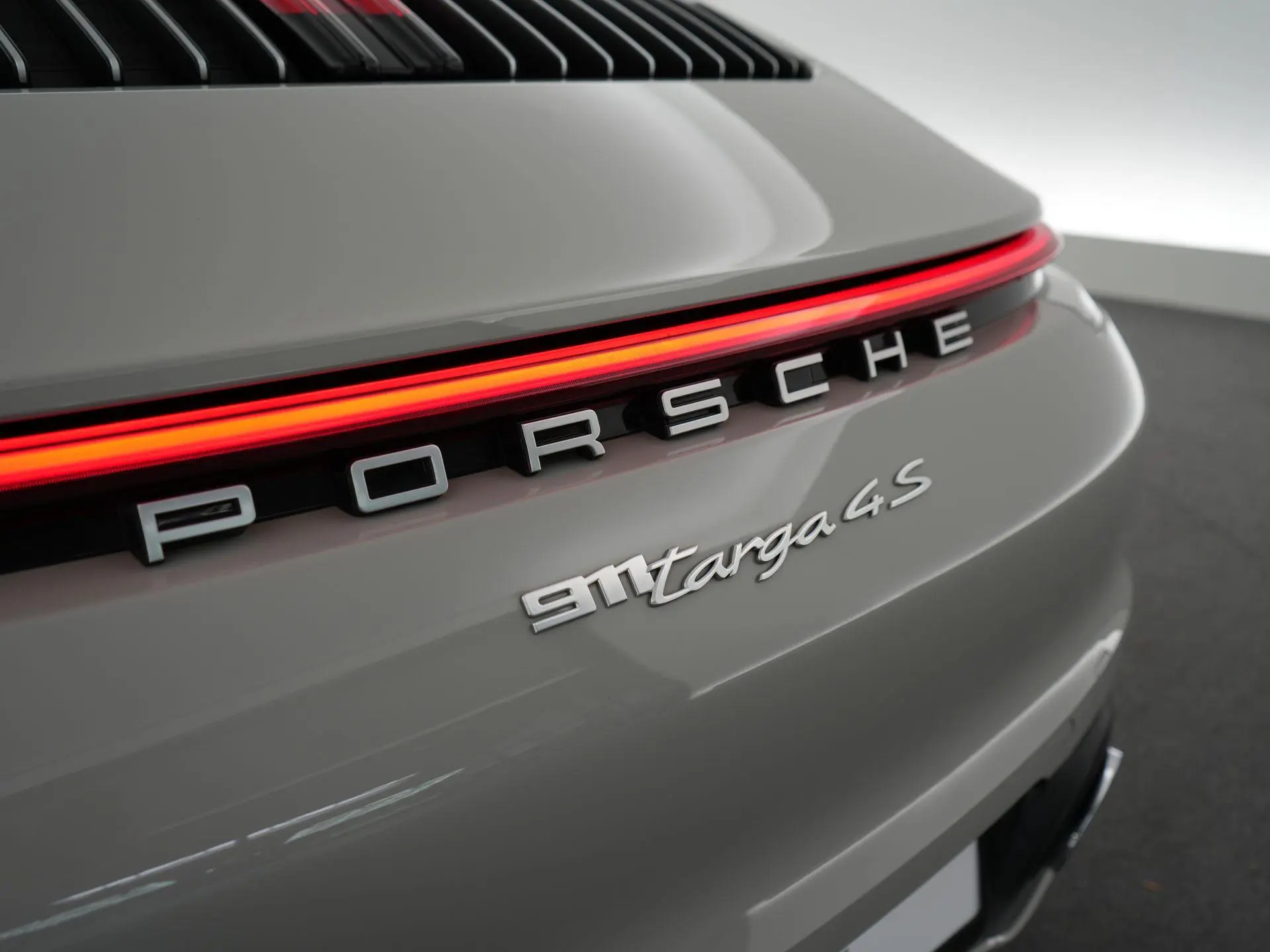 911 3.0 4 S